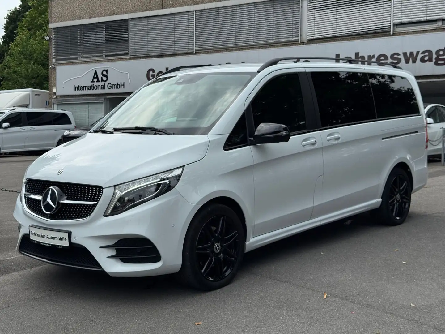 Mercedes-Benz V 300 d 4Matic Exclusive Lang AMG-Line Panorama Wit - 1