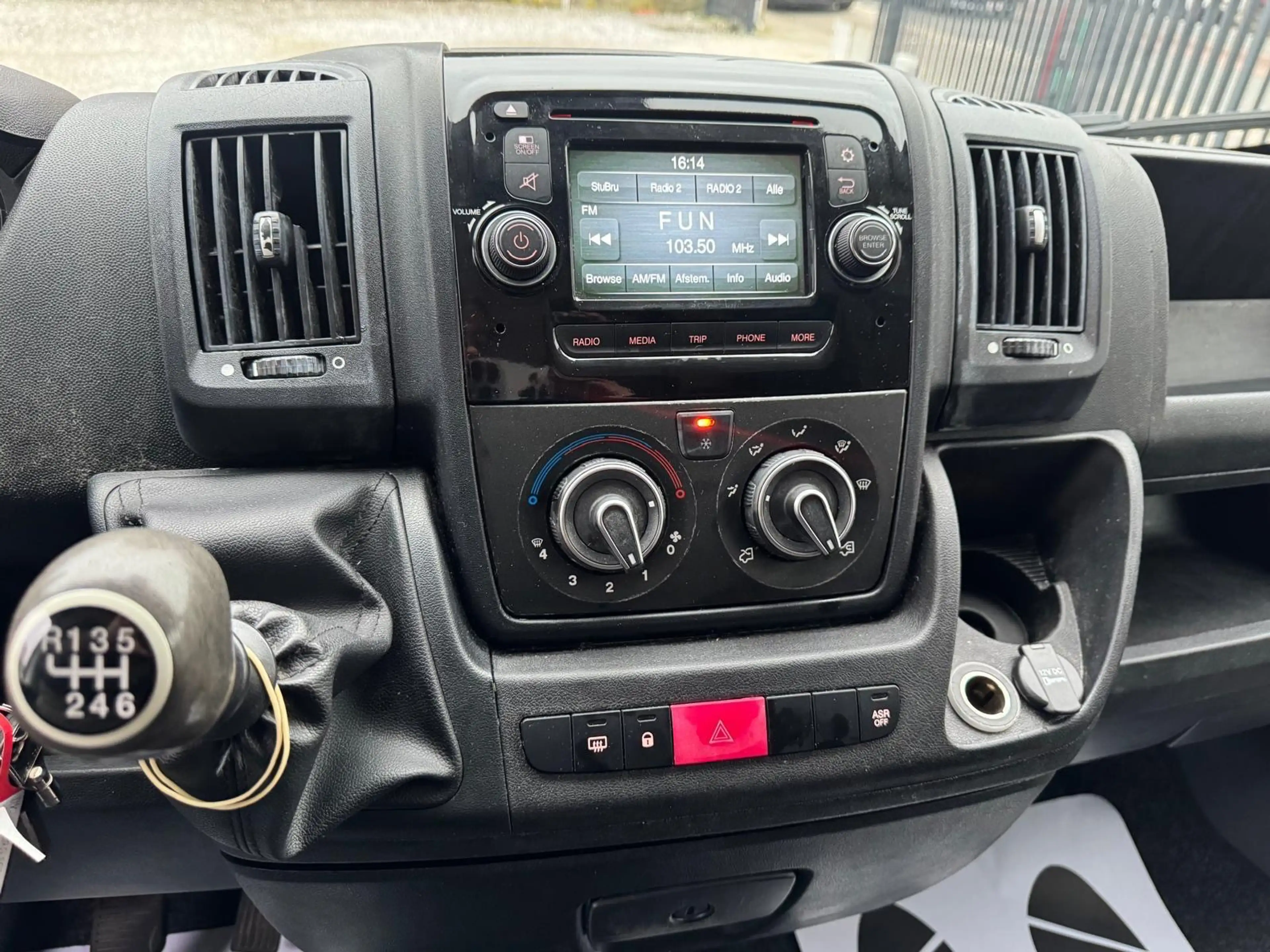 Peugeot Boxer 2.2 HDi L1H1 — photo 7