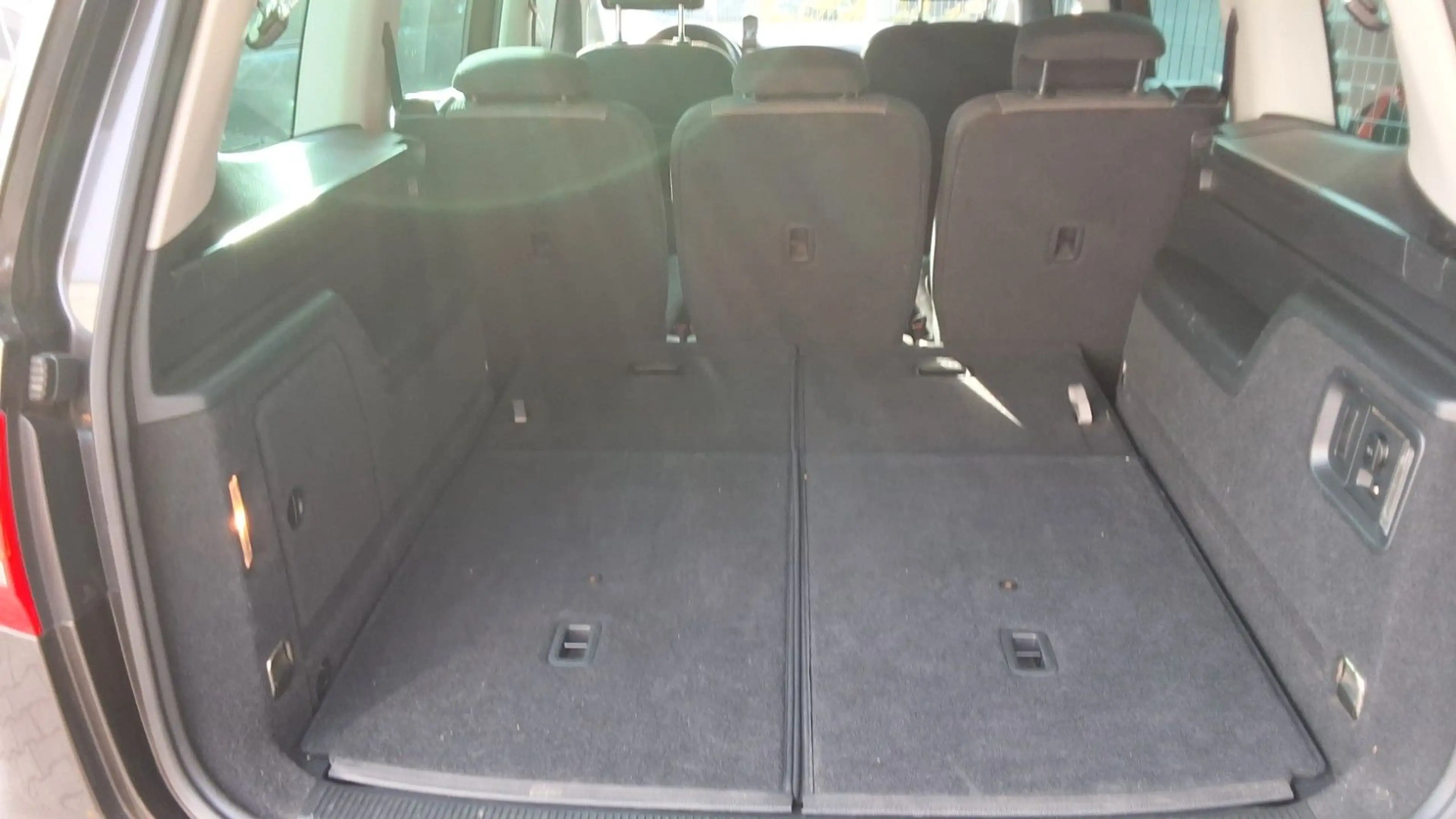 Volkswagen Sharan Comfortline BMT — photo 8