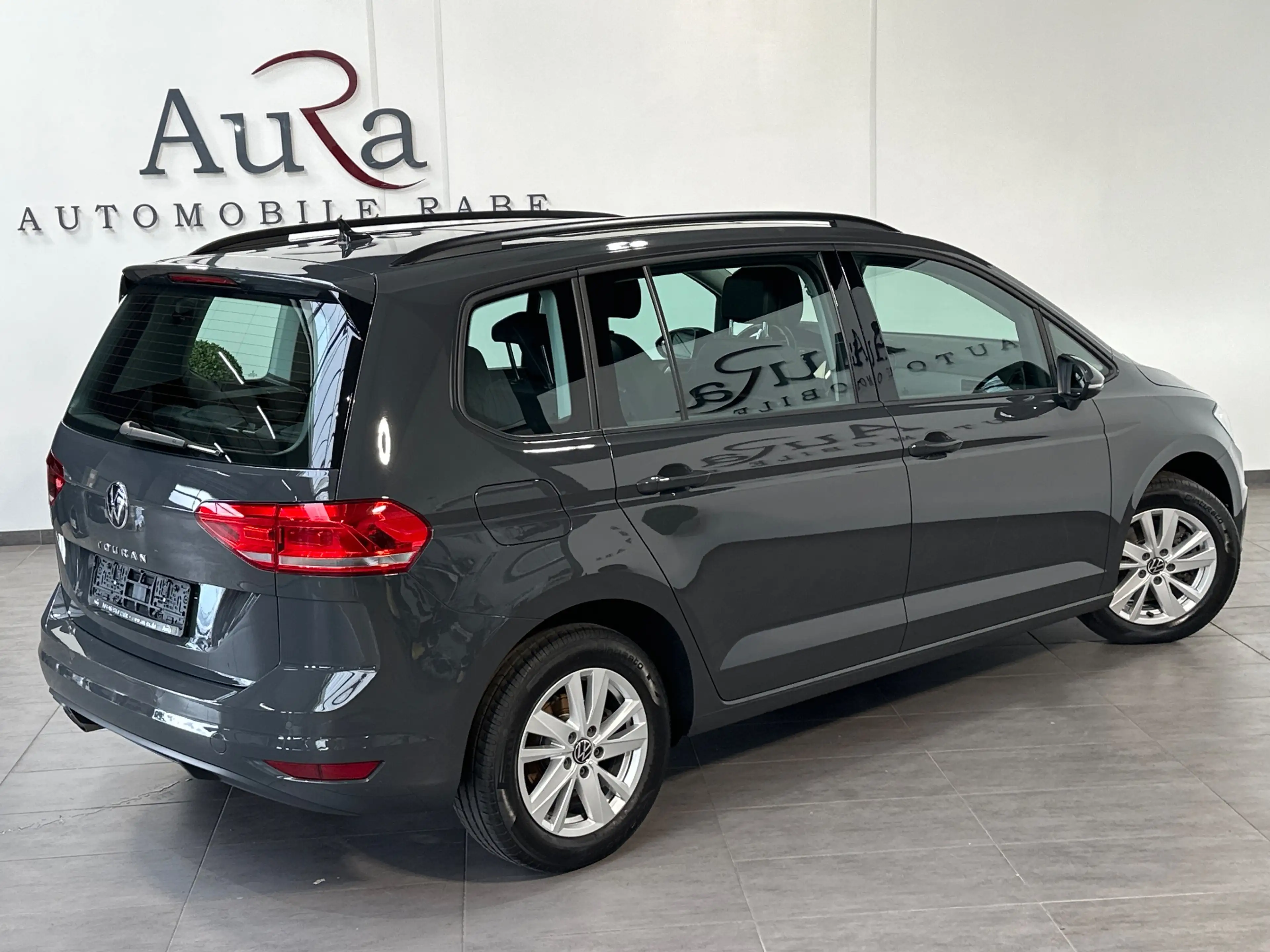 Volkswagen Touran 2.0 TDI DSG CL 7-Sitzer NAV+LED+ACC+PANO — photo 5
