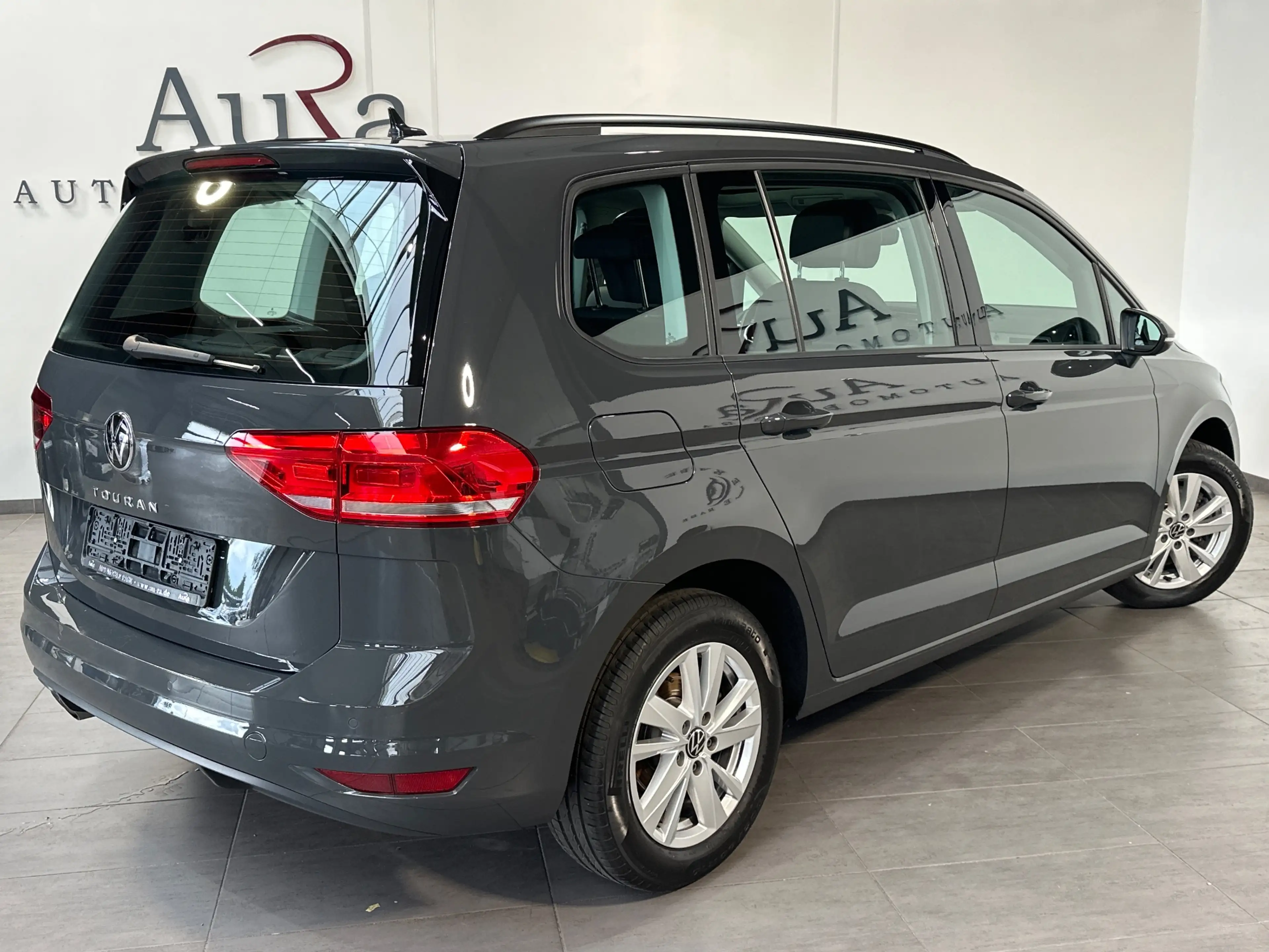 Volkswagen Touran 2.0 TDI DSG CL 7-Sitzer NAV+LED+ACC+PANO — photo 4