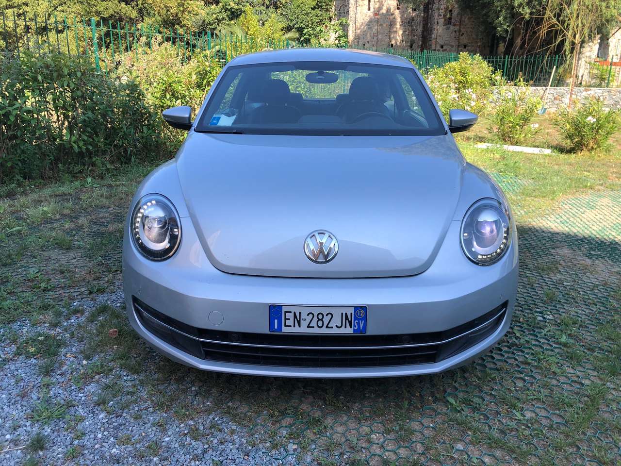 Volkswagen Maggiolino Maggiolino 1.6 tdi Design 105cv PELLE, XENO ,18"