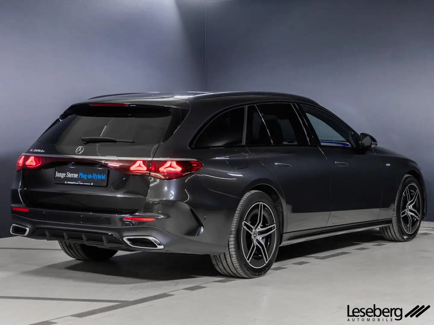 Mercedes-Benz E 300 E 300 de T AMG /AHK/Airmatic/Distro./Night/360°/ Grau - 2