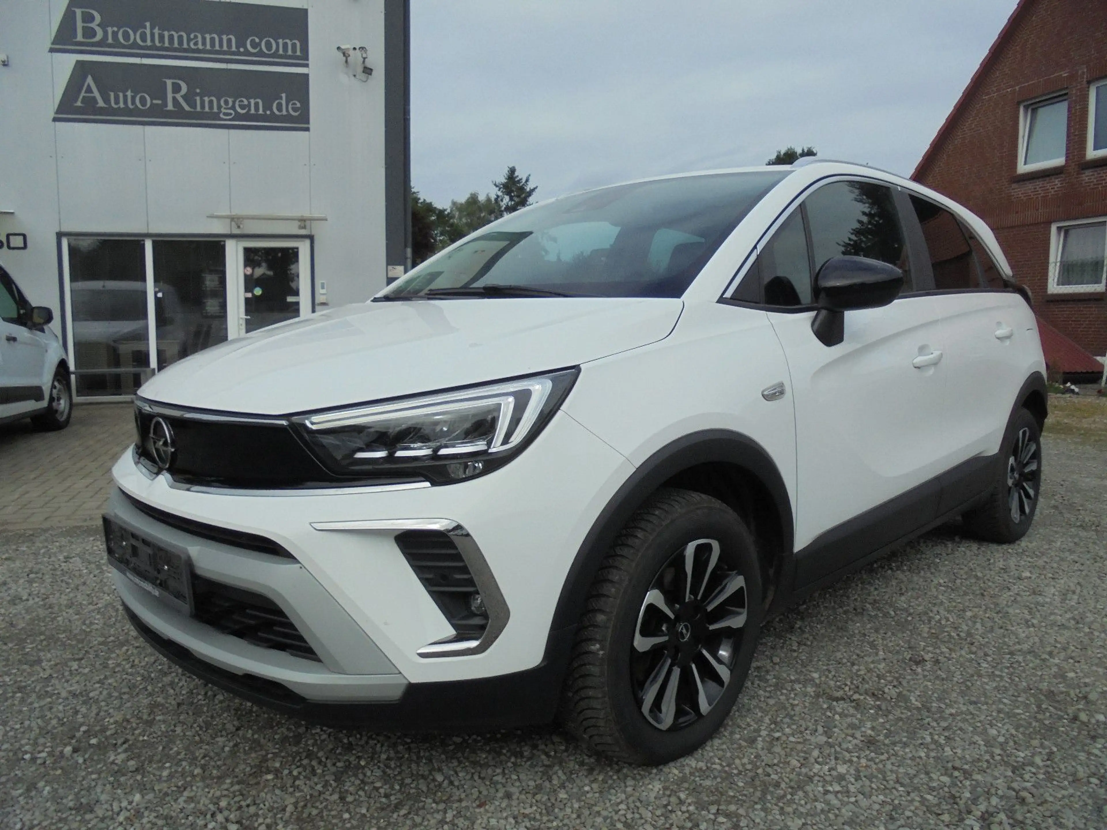 Opel Crossland X 1.2 16V Elegance SUV 1. Hand Navi