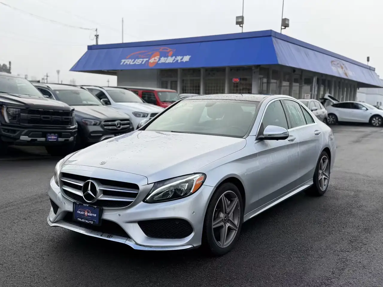 2018 Mercedes-Benz C-Class снимка 2018 Mercedes-Benz C-Class