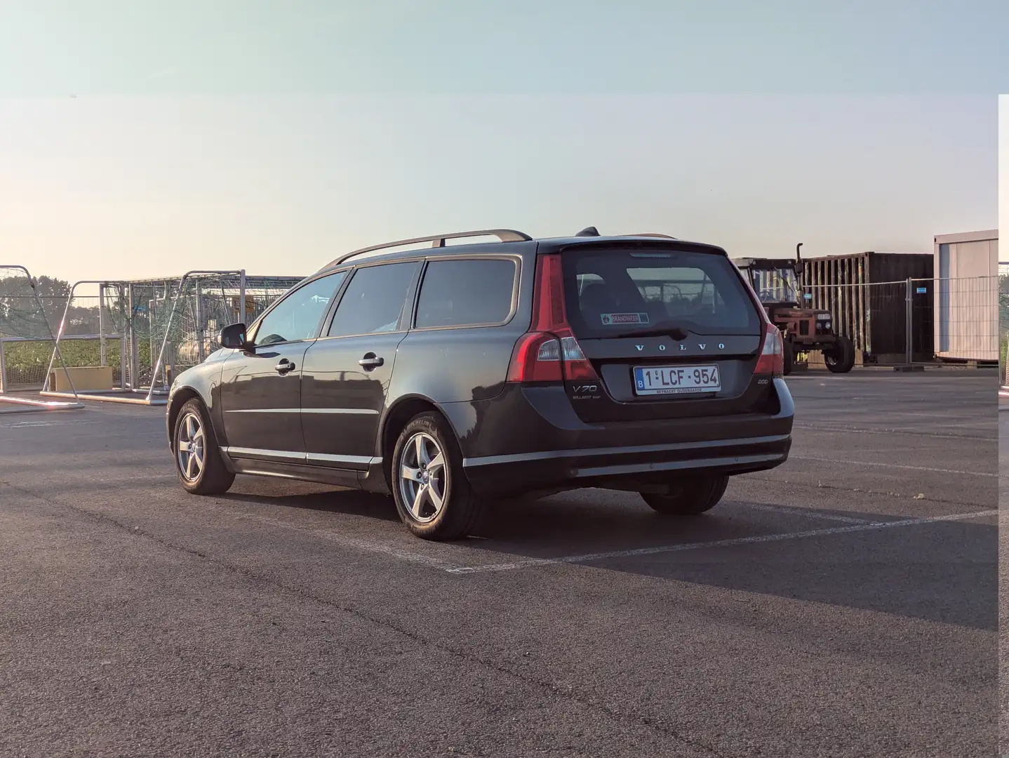 Volvo V70 V70 2.0D Momentum Blauw - 1