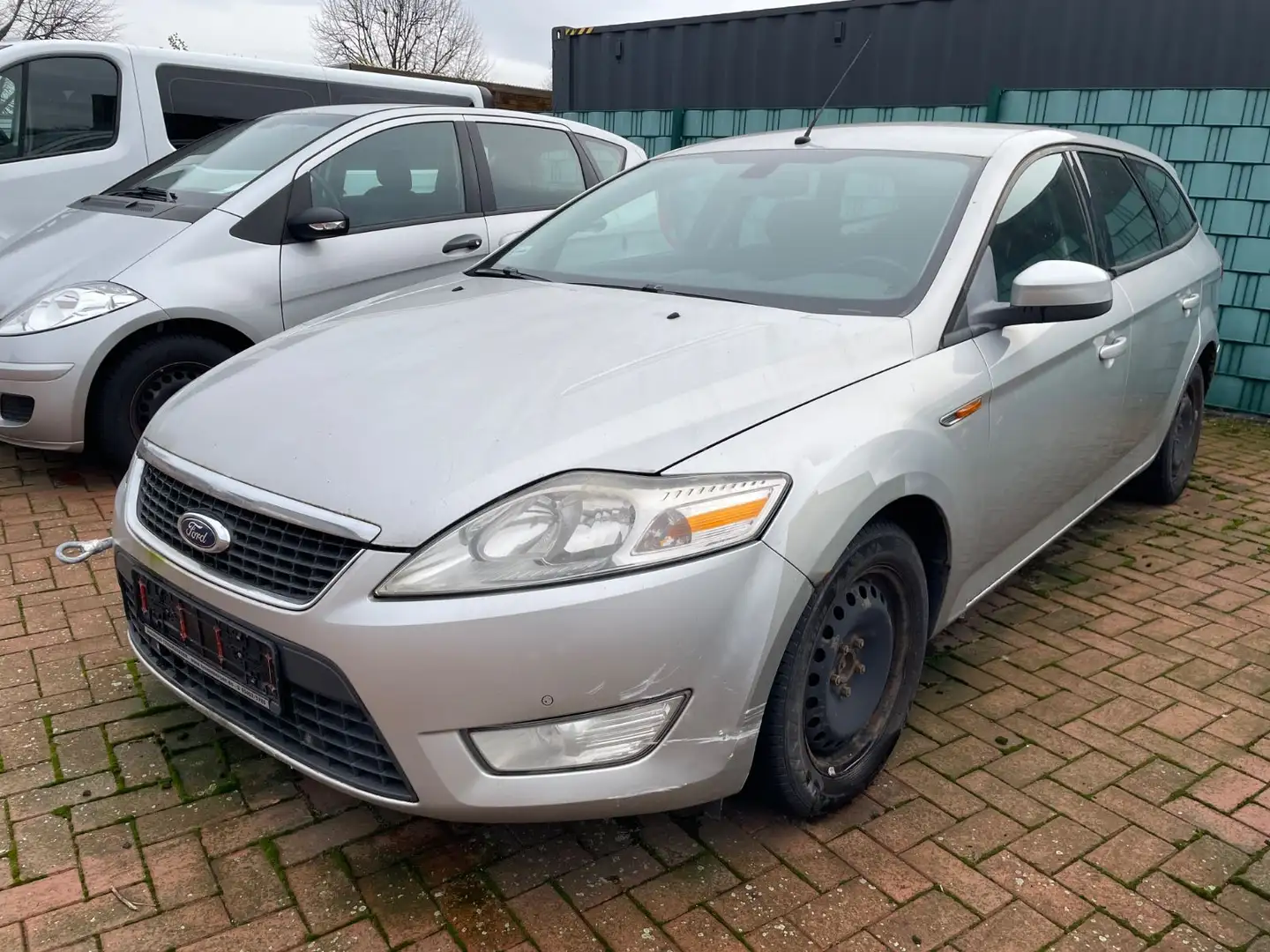 Ford Mondeo Turnier Trend Motorschaden Zilver - 2