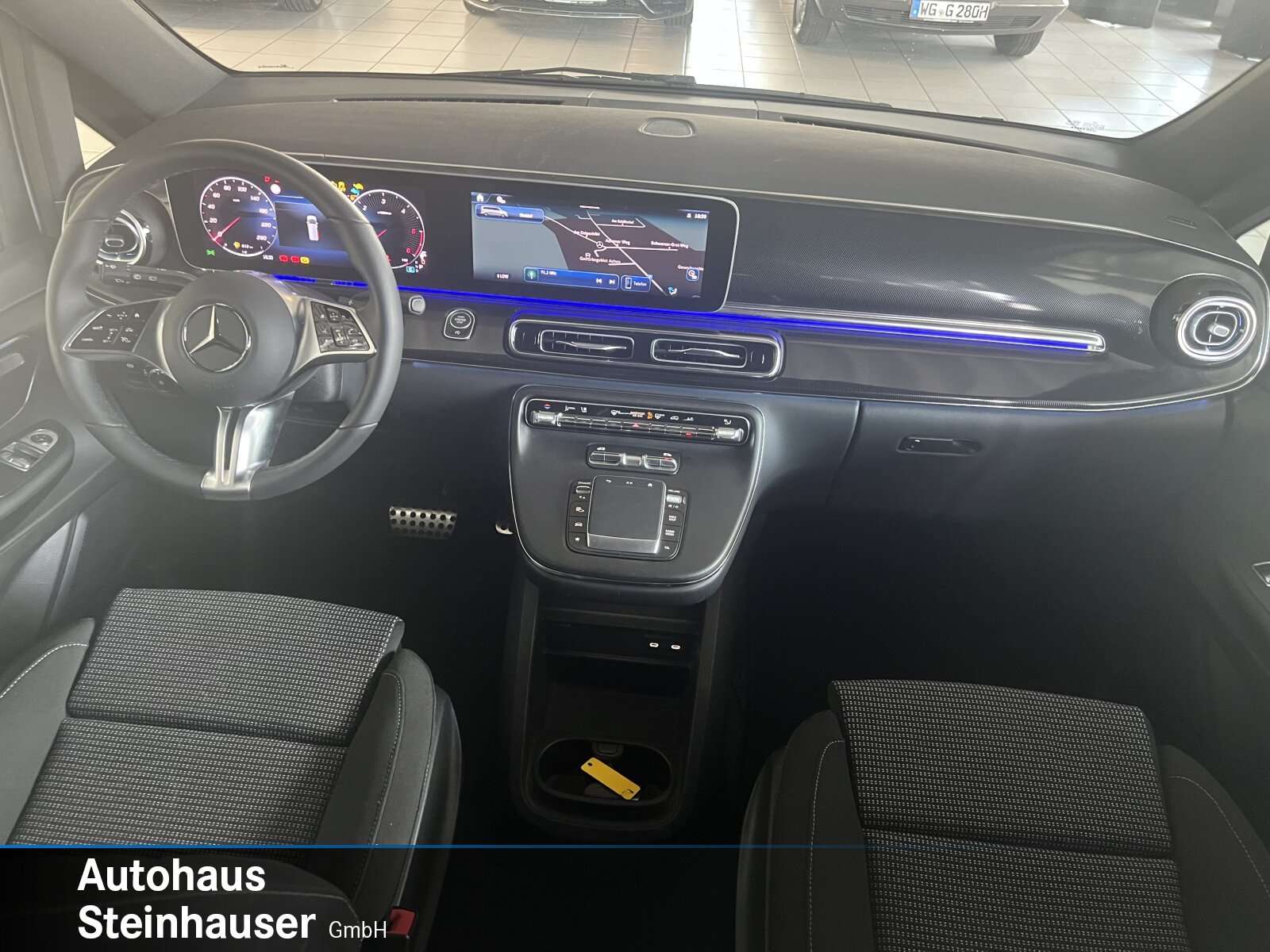 Mercedes-Benz V 220