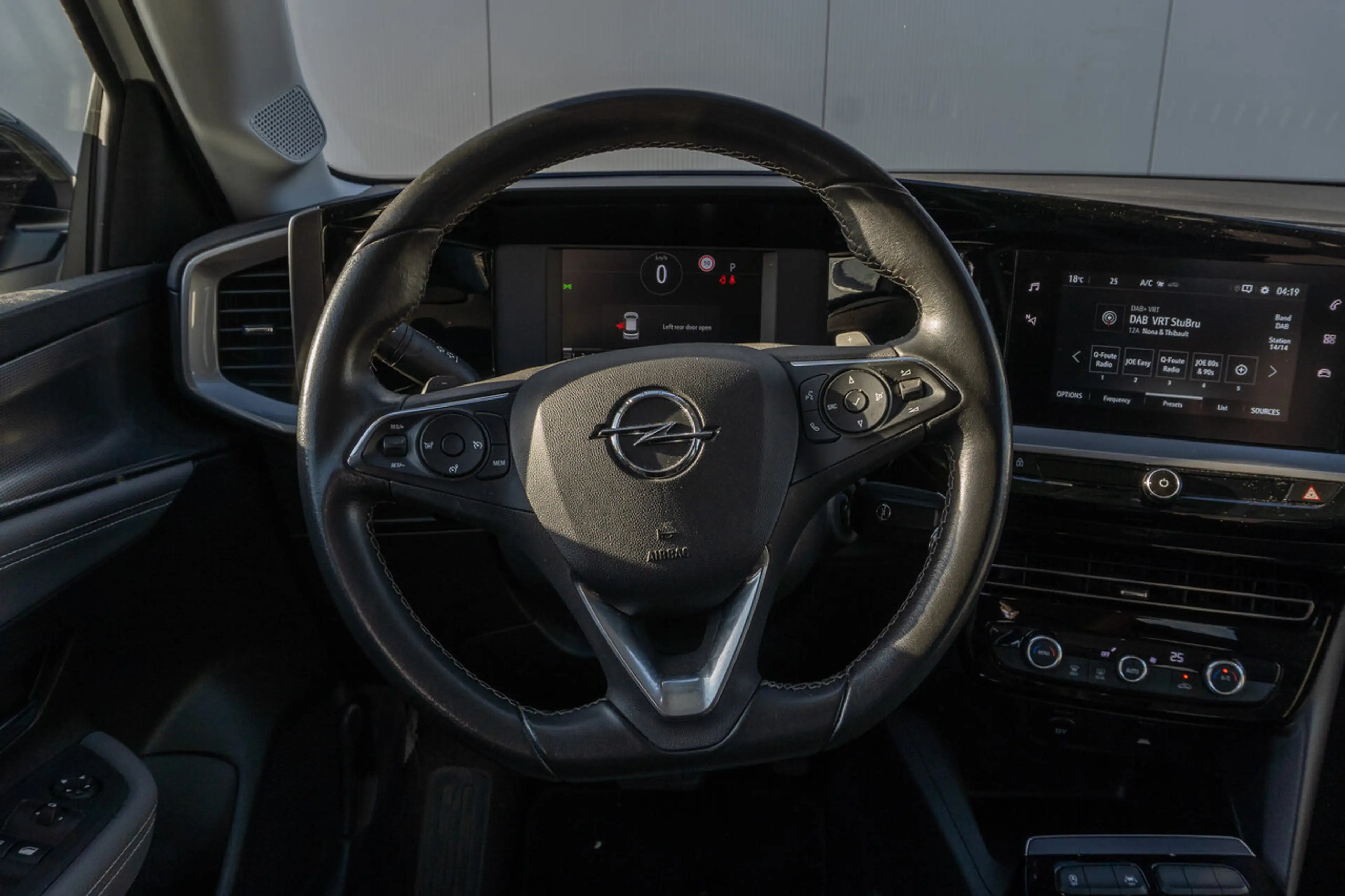 Opel Mokka Edition 1.2 Turbo 130PK Automaat — photo 9