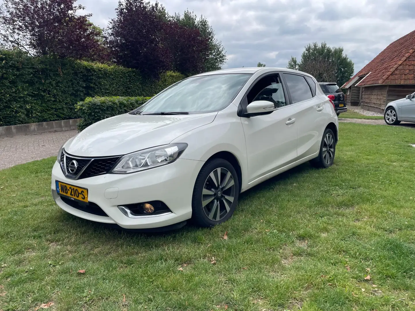 Nissan Pulsar 1.2 DIG-T N-Connecta-AUTOMAAT-NAVI-CLIMA-TREKHAAK- Wit - 1