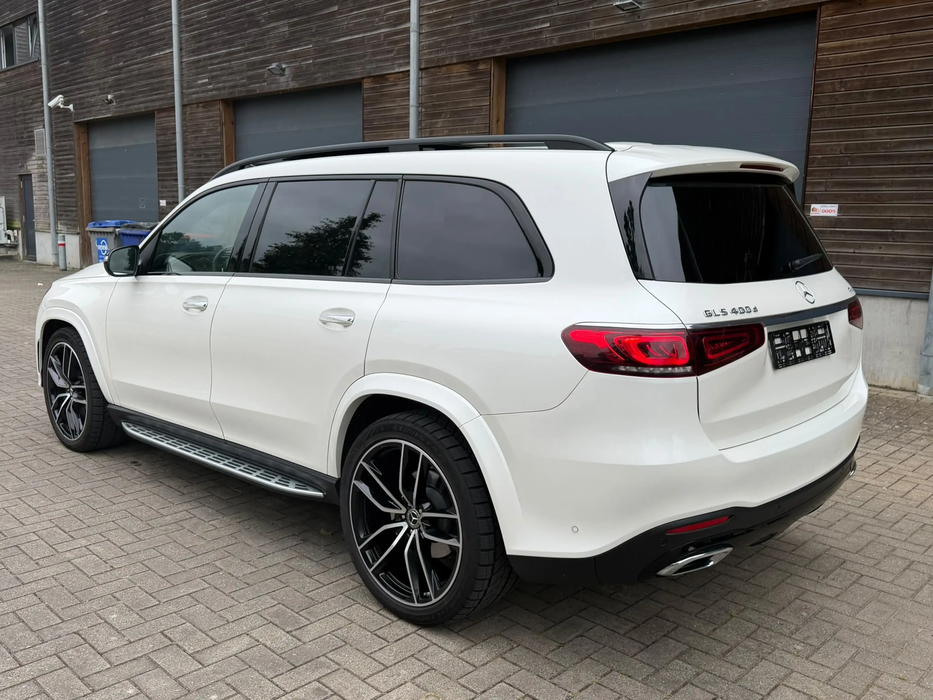 Mercedes-Benz GLS 400 GLS 400 d 4-Matic — photo 6