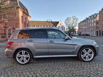 Mercedes-Benz GLK 300 autovehicule second-hand cumpărați pe