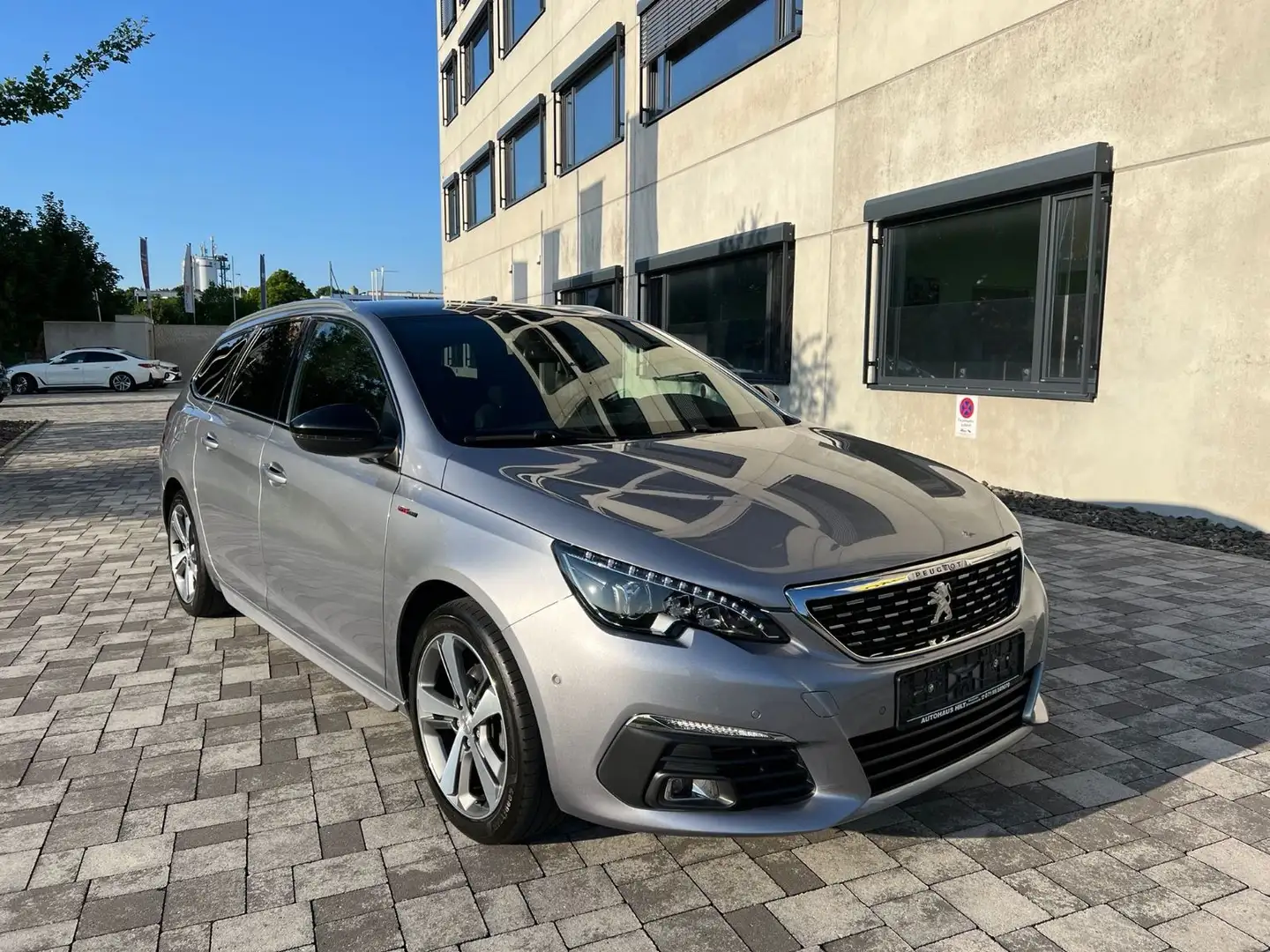 Peugeot 308 SW Allure Grau - 1
