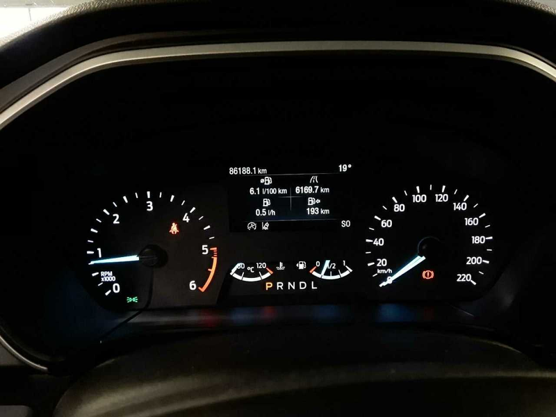 Ford Kuga 1.5 EcoBlue Cool&Connect SpoSi Lane Navi — photo 10