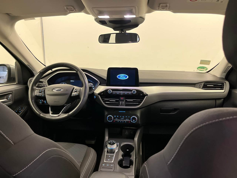 Ford Kuga 1.5 EcoBlue Cool&Connect SpoSi Lane Navi — photo 6