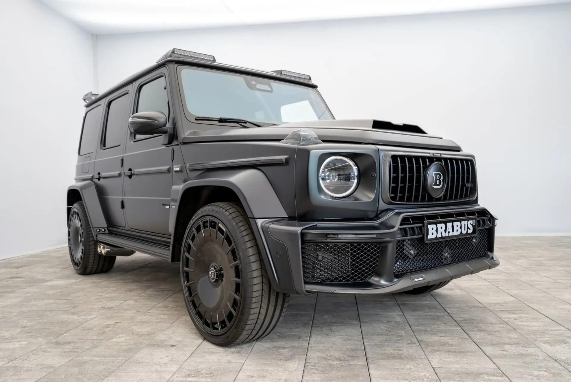 벤츠 G-Class G 63 AMG 2026 건메탈 사진 1