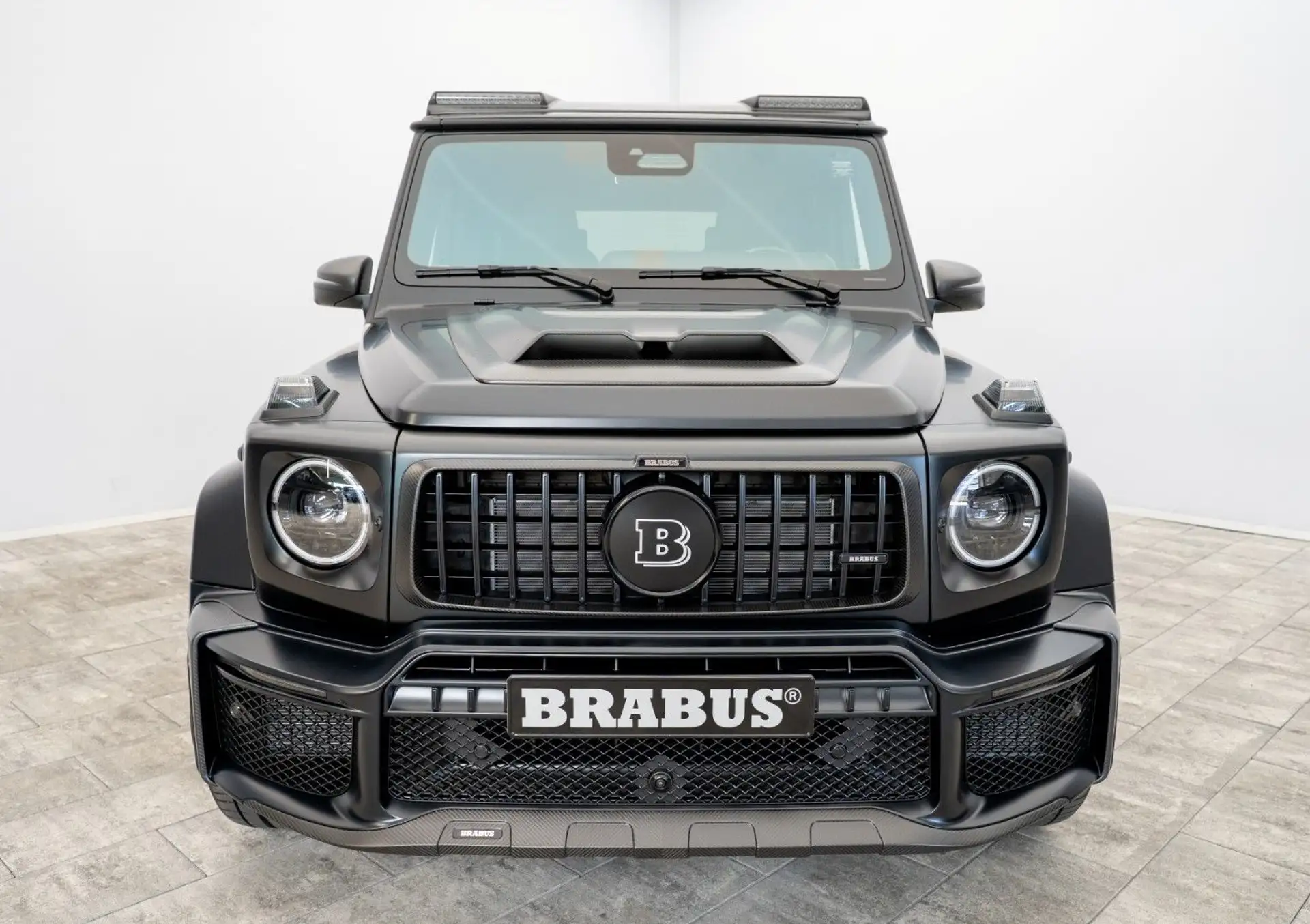 벤츠 G-Class G 63 AMG 2026 건메탈 사진 3
