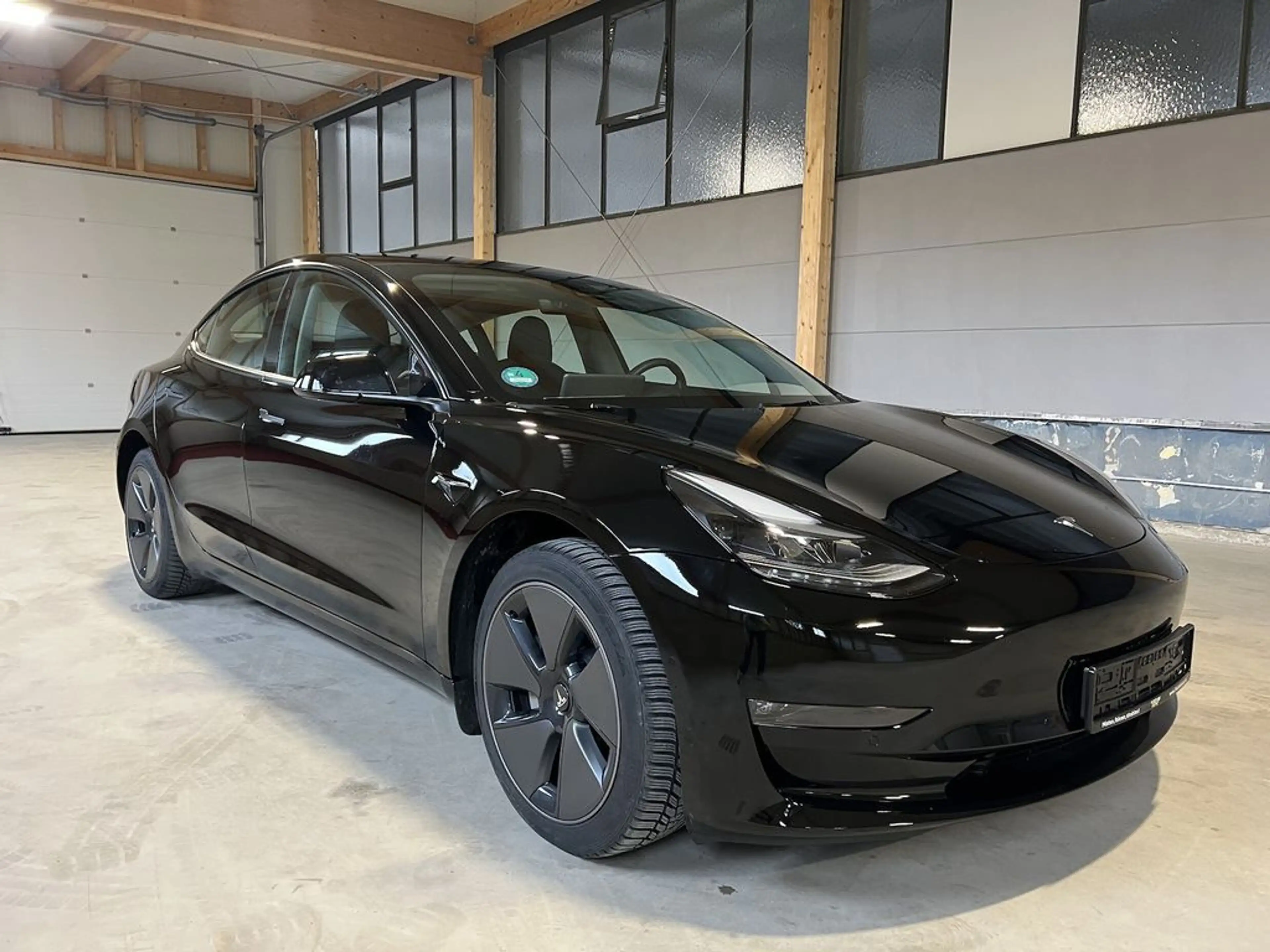 Tesla Model 3 Long Range Dual AWD