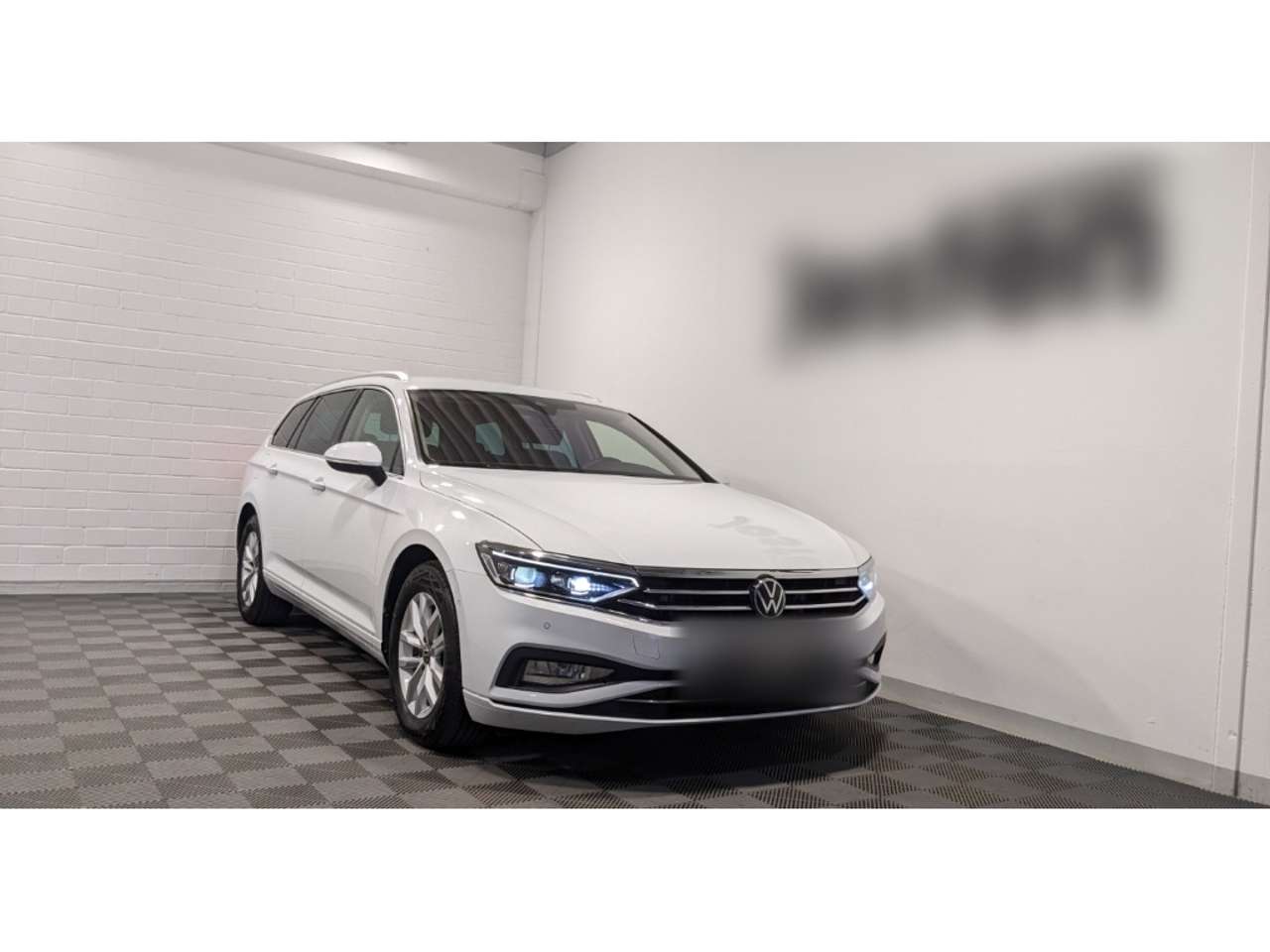 Volkswagen-Passat-Business 2.0 TDI HUD MATRIX ACC VIRTUAL