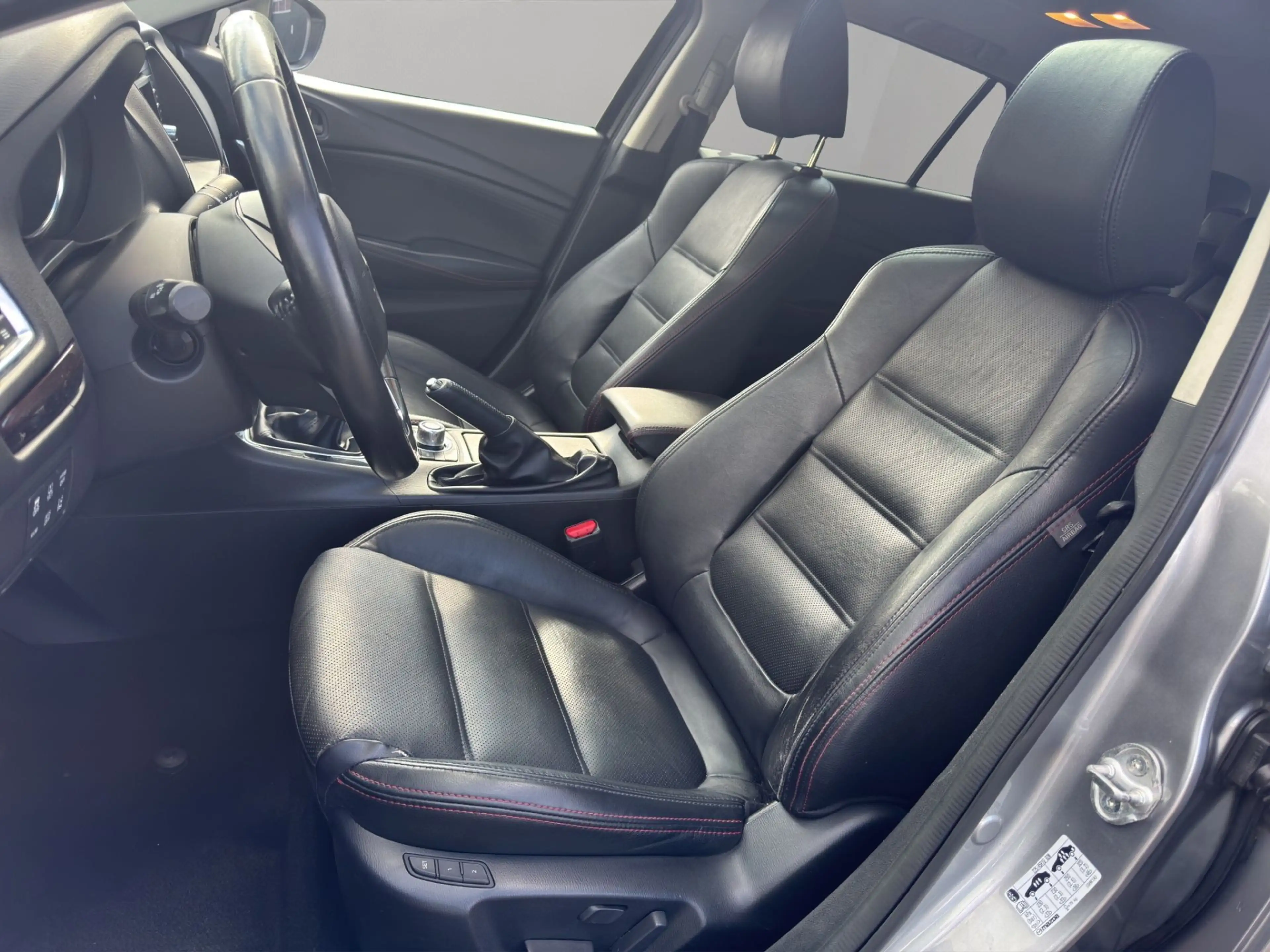 Mazda 6 2.2 CD DPF Sports-Line — photo 11