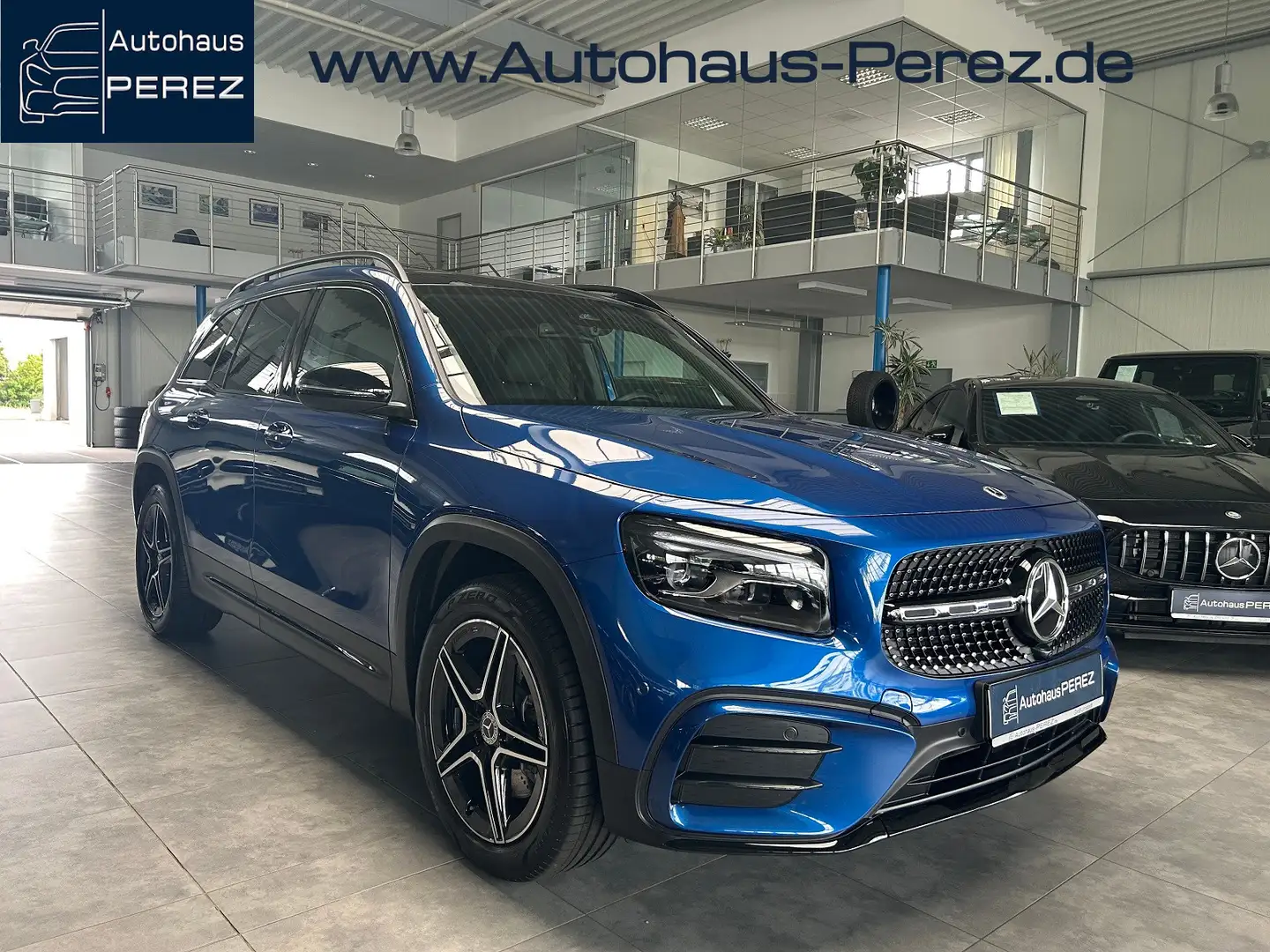 Mercedes-Benz GLB 250 4M AMG PREMIUM DISTRONIC-PANORAMA-MEMORY Blau - 1