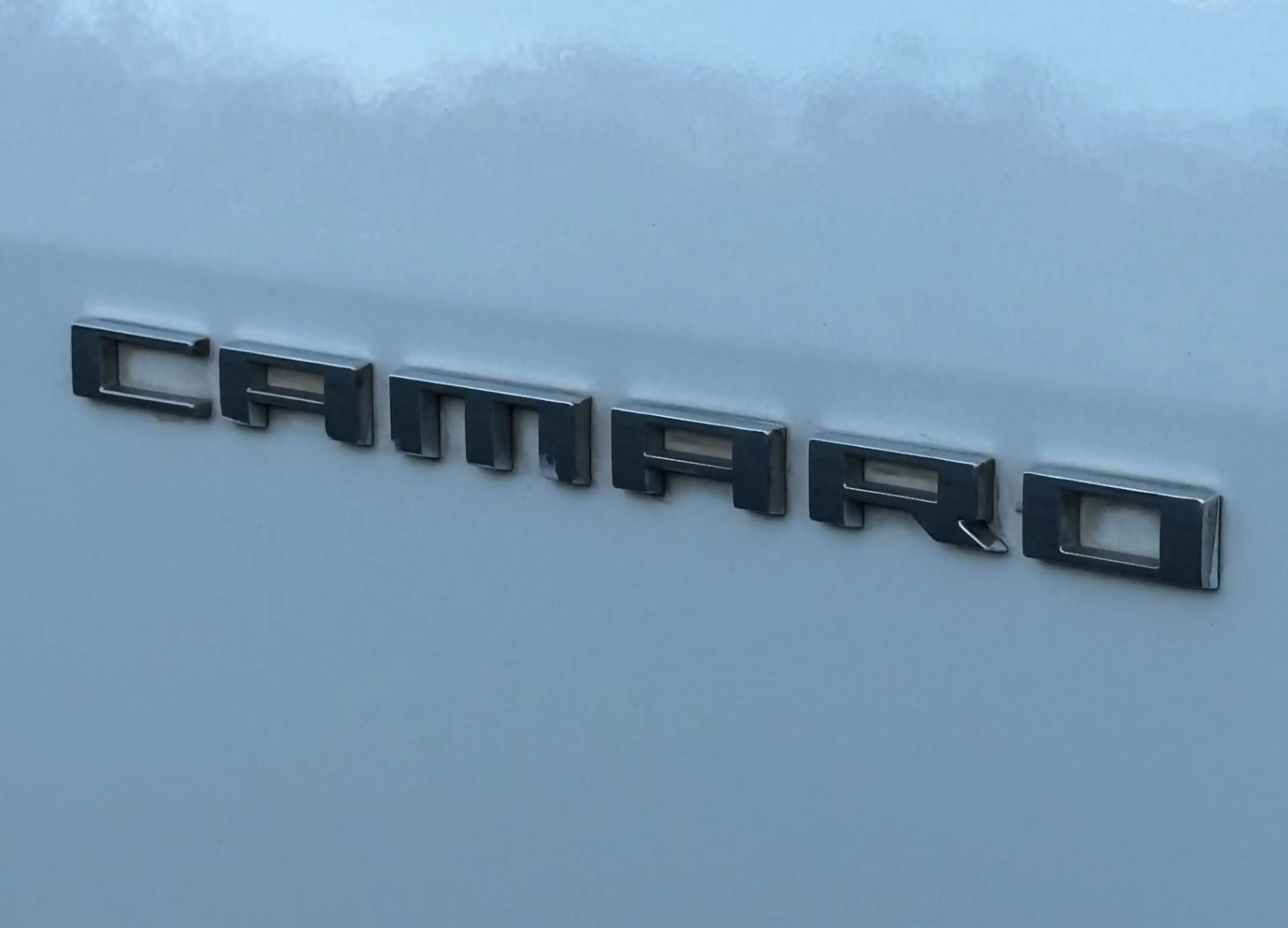 Chevrolet Camaro V6 Klima Schaltgetriebe Alu 20" — photo 4