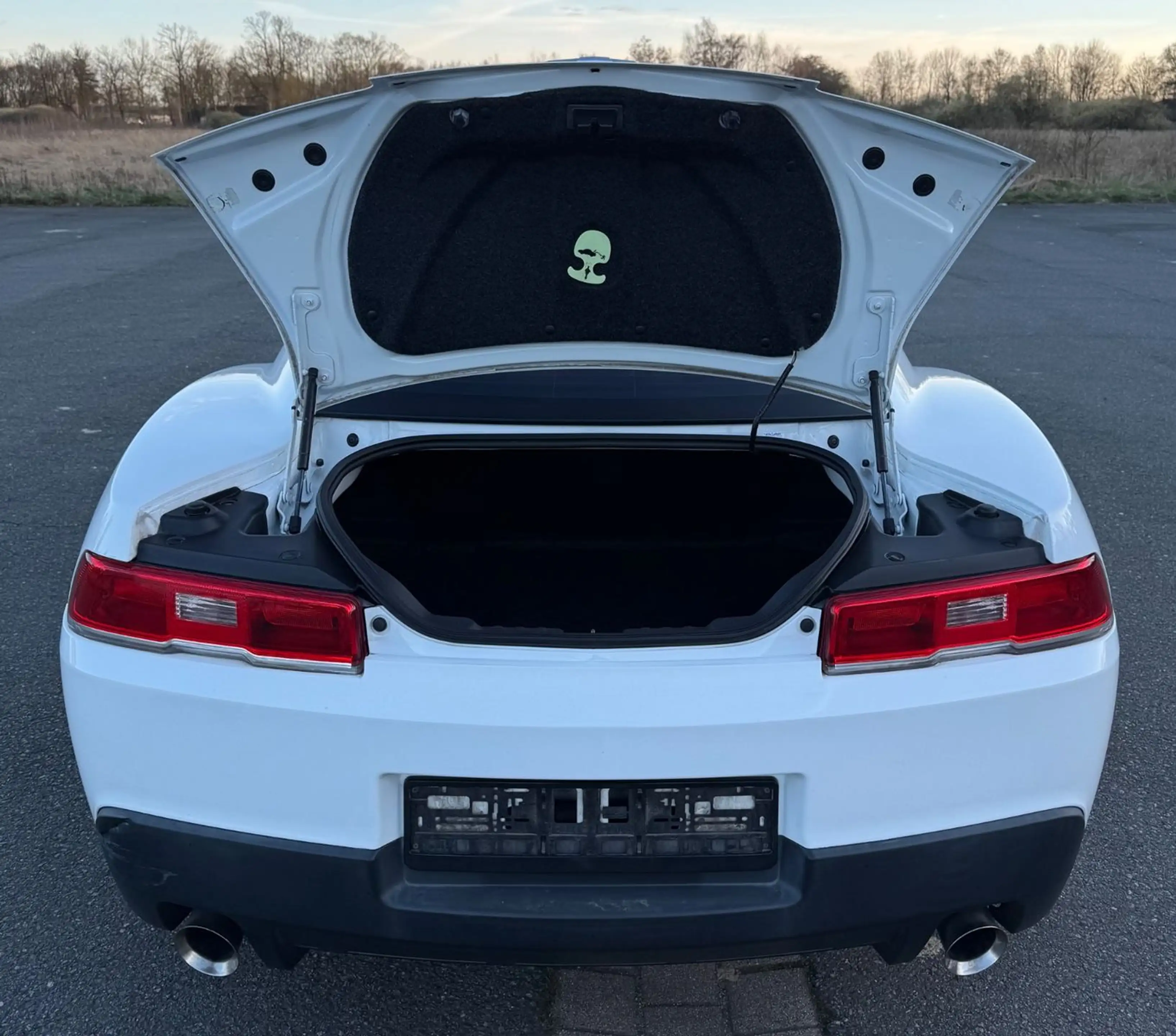 Chevrolet Camaro V6 Klima Schaltgetriebe Alu 20" — photo 9
