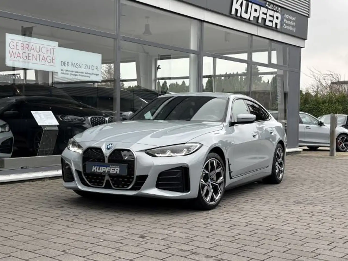 BMW i4 eDrive40 M Sportpak 360°Plus°el.Sitz+Mem°ACC Grau - 1