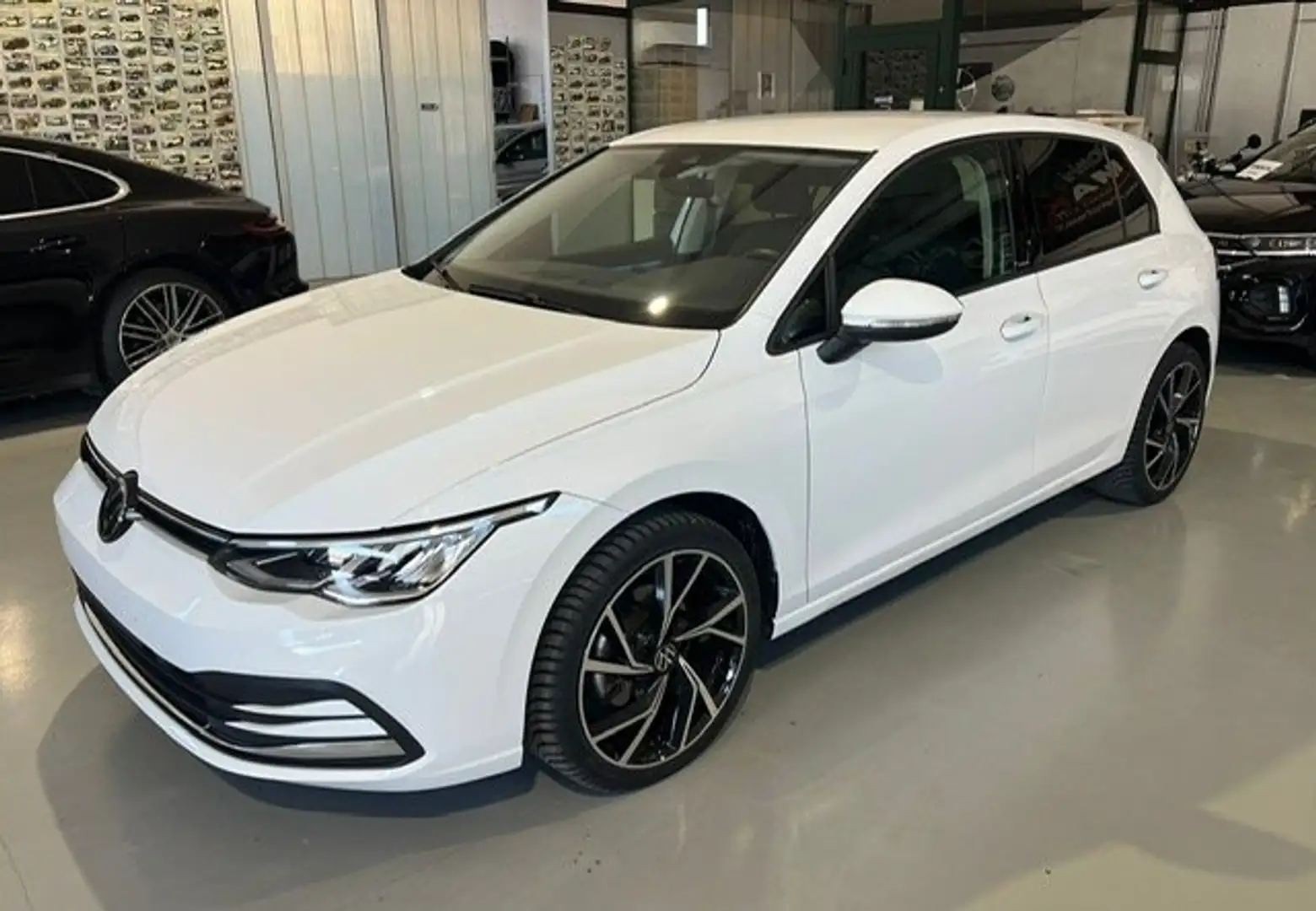 Volkswagen Golf 2.0 tdi Style MOVE 116CV - CERCHI DA 18 Bianco - 1