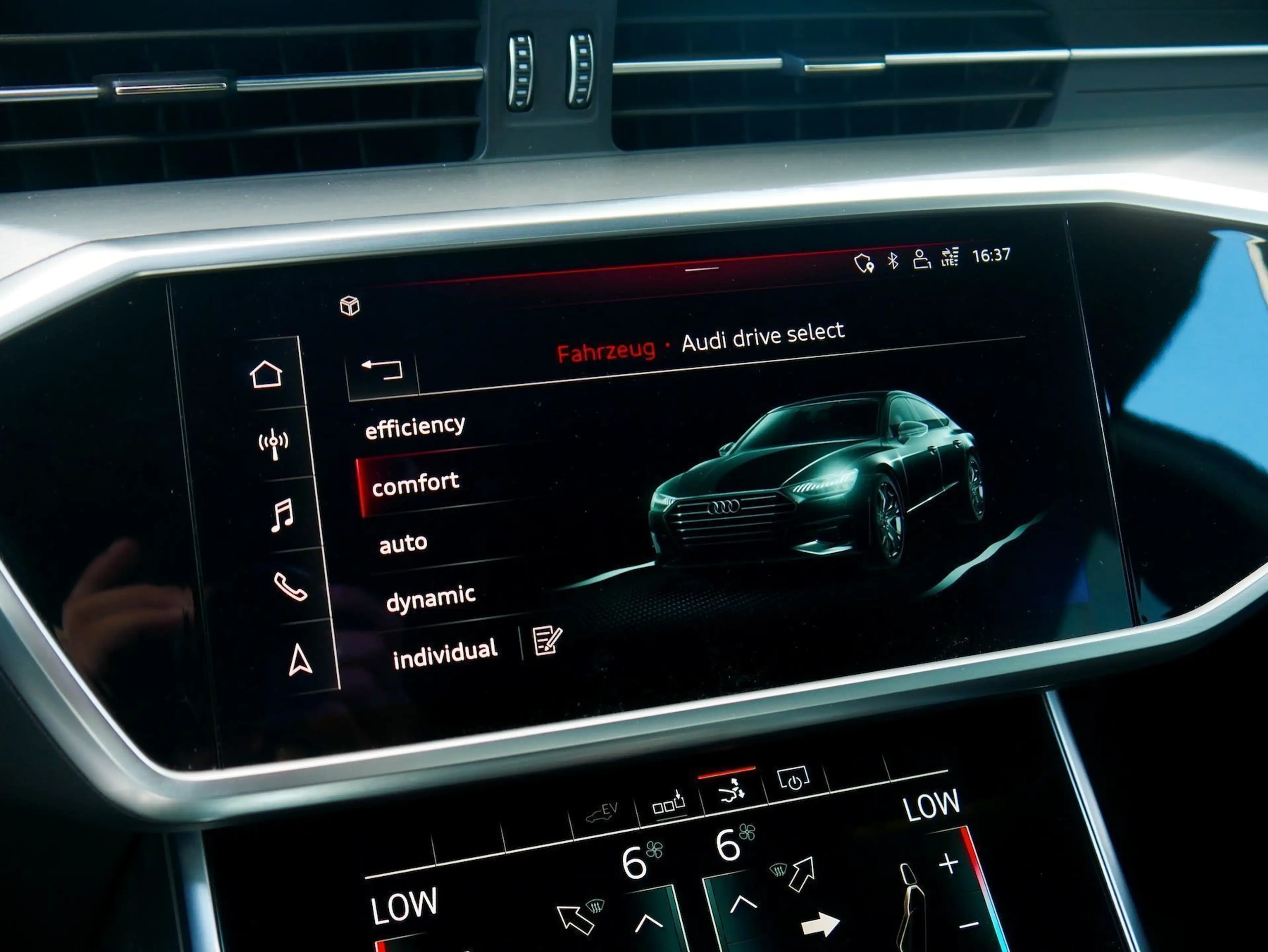 Audi A7 SB 55 TFSIe PHEV quattro S-LINE — photo 10