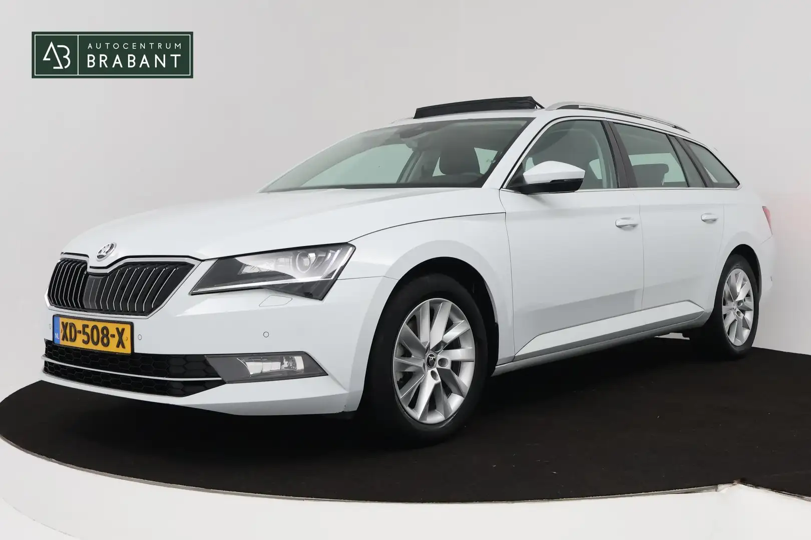 Skoda Superb Combi 1.5 TSI ACT Ambition Business (PANORAMADAK, Wit - 1