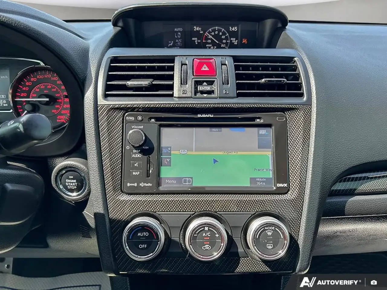 Subaru WRX снимка Subaru WRX