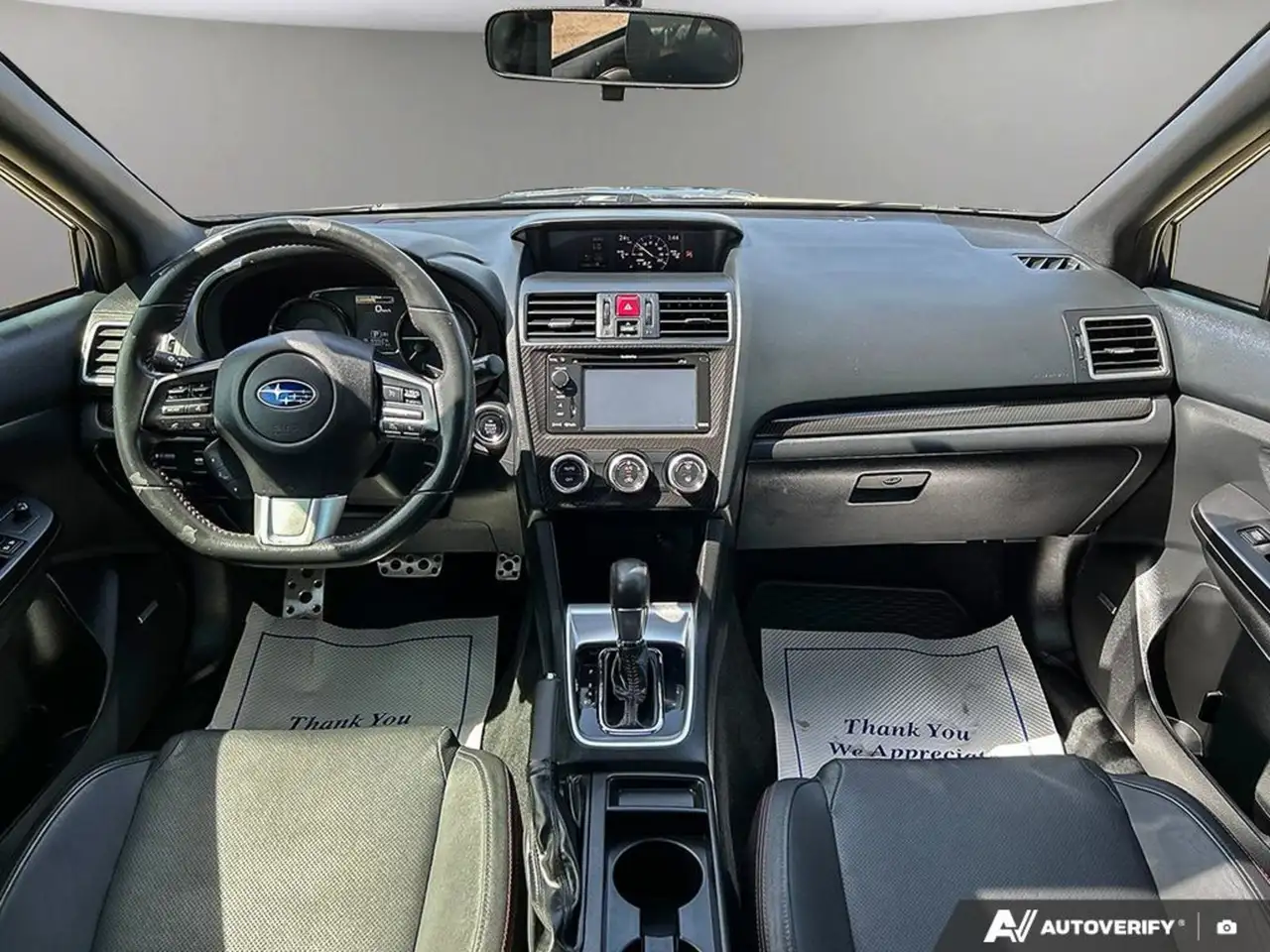 Subaru WRX снимка Subaru WRX