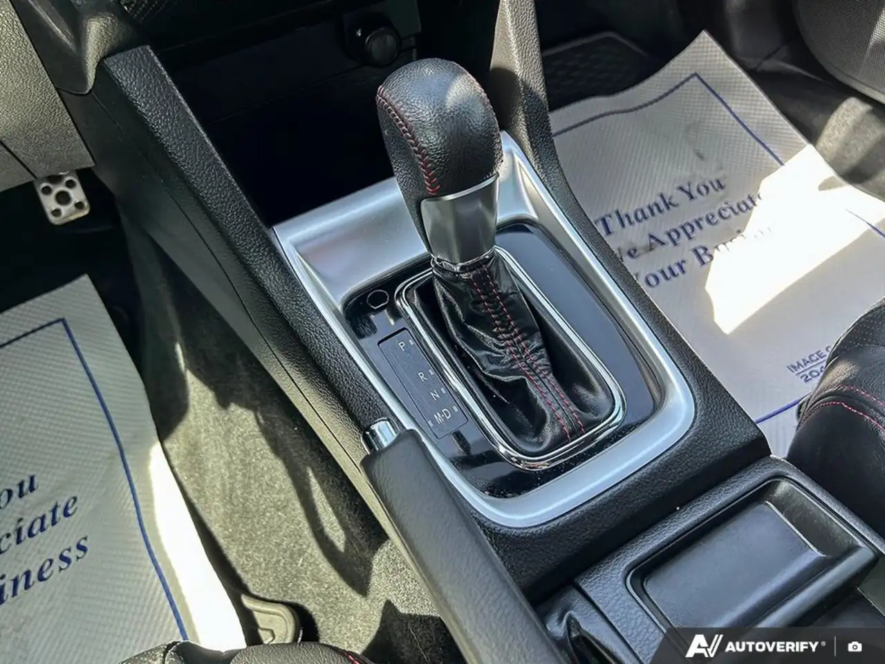 Subaru WRX снимка Subaru WRX