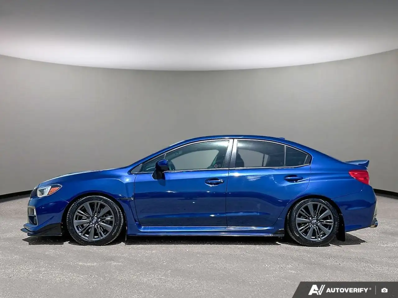 Subaru WRX снимка Subaru WRX