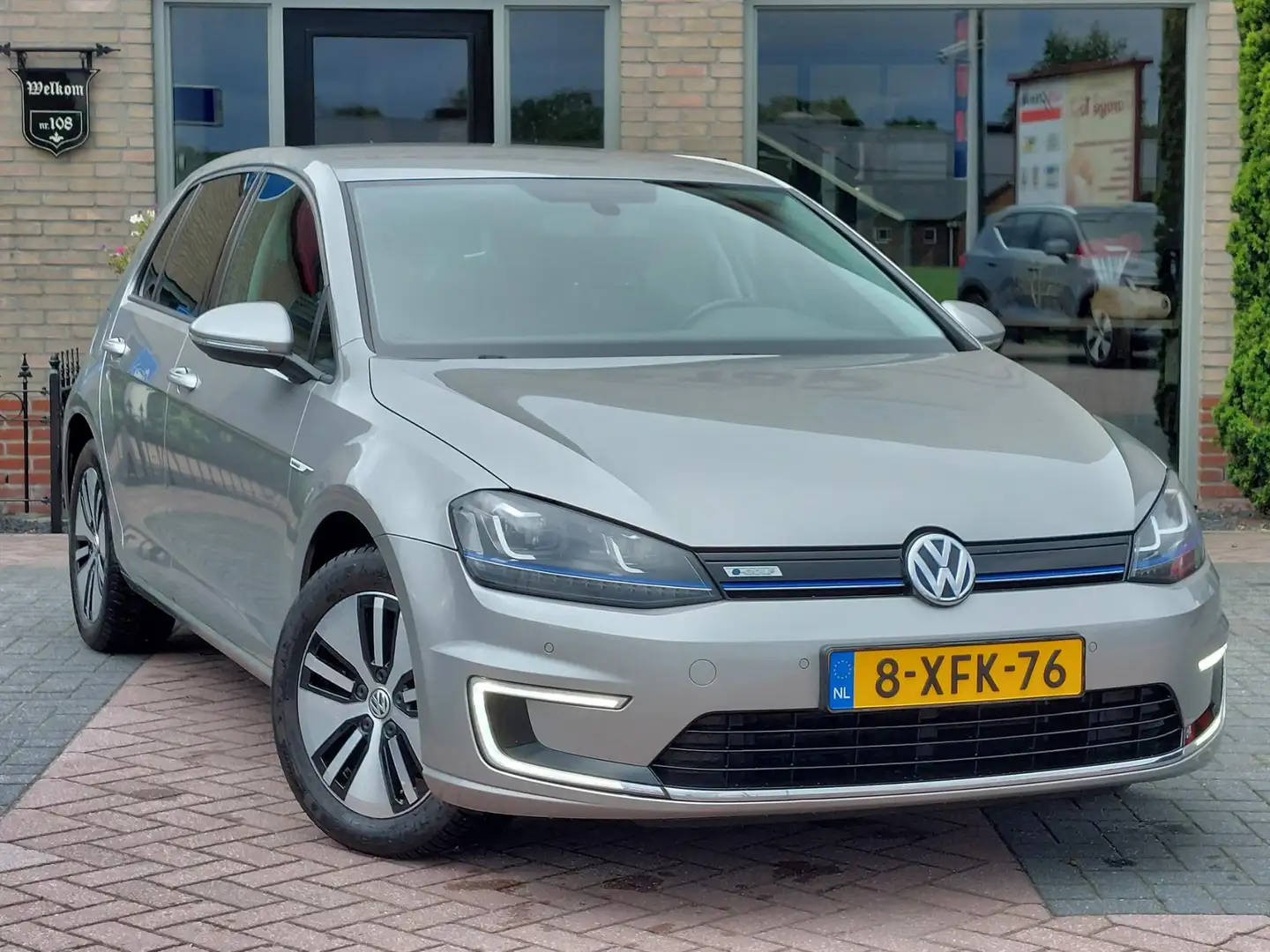 Volkswagen e-Golf | Camera | PDC v+a | NAP Grau - 2