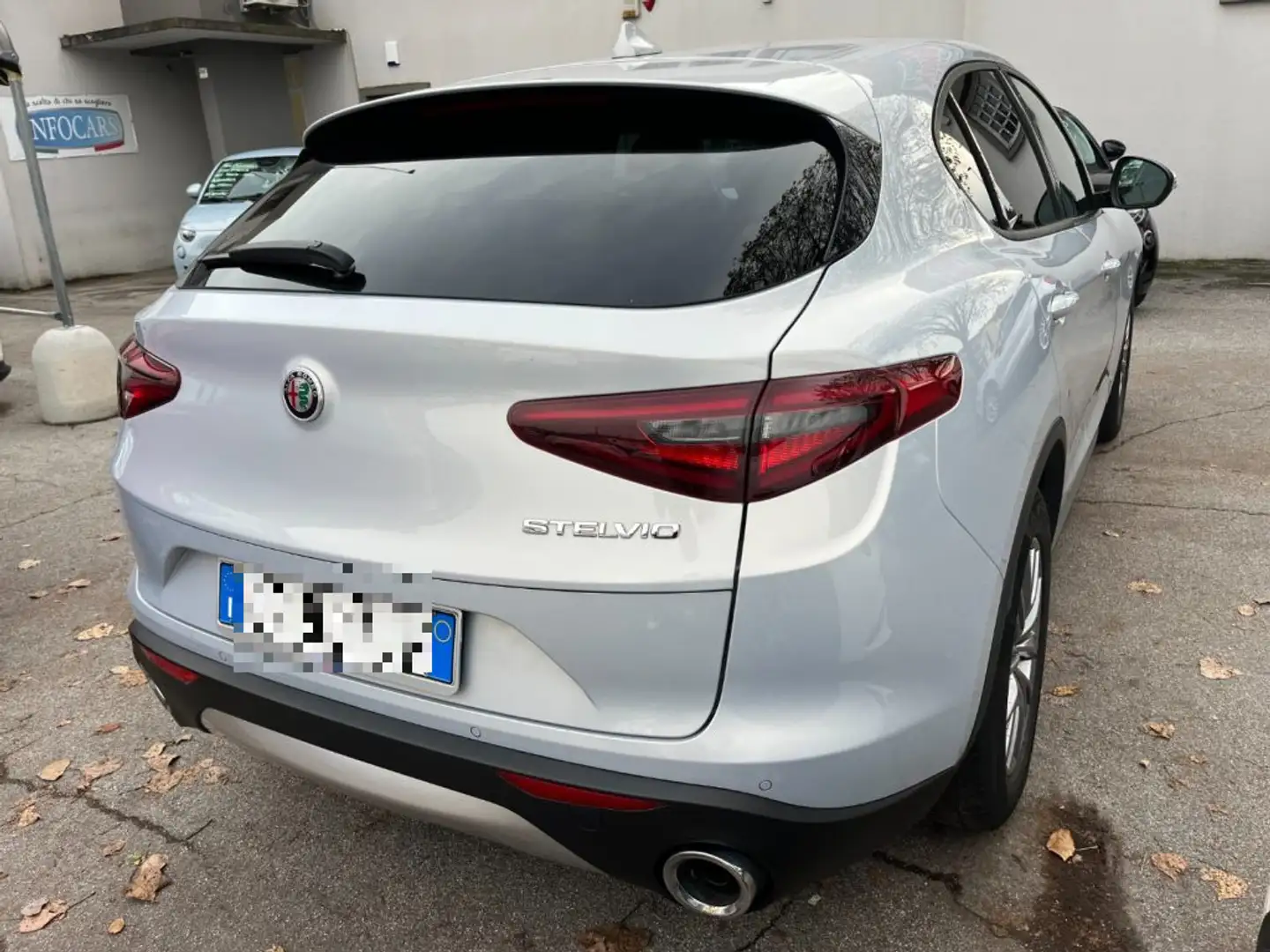 Alfa Romeo Stelvio 2.2 Turbodiesel 160 CV AT8 RWD Business PROMO Bianco - 2