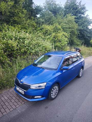 Imagine Skoda Fabia Combi 1.0 MPI Active