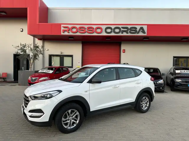 Hyundai TUCSON 1.6 gdi Comfort Plus Pack 2wd UNIPRO BENZINA E6