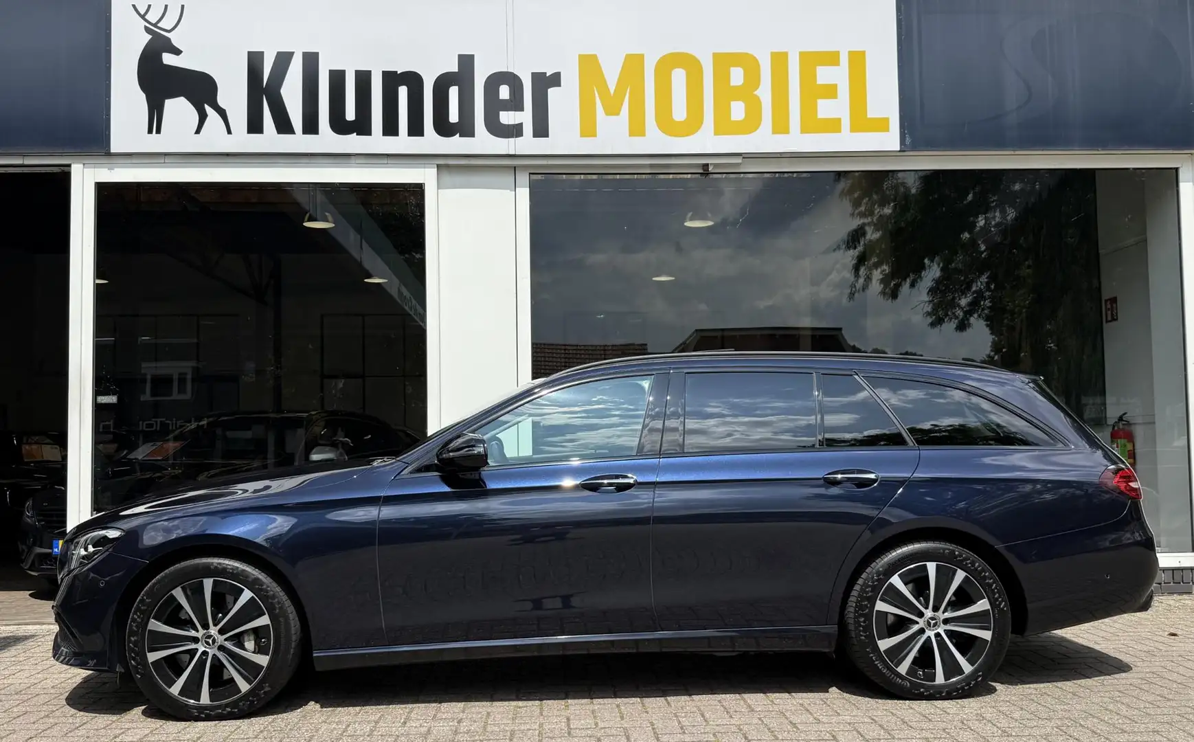 Mercedes-Benz E 300 Estate e Avantgarde |Panorama|Burmester|Trekhaak| Blauw - 2
