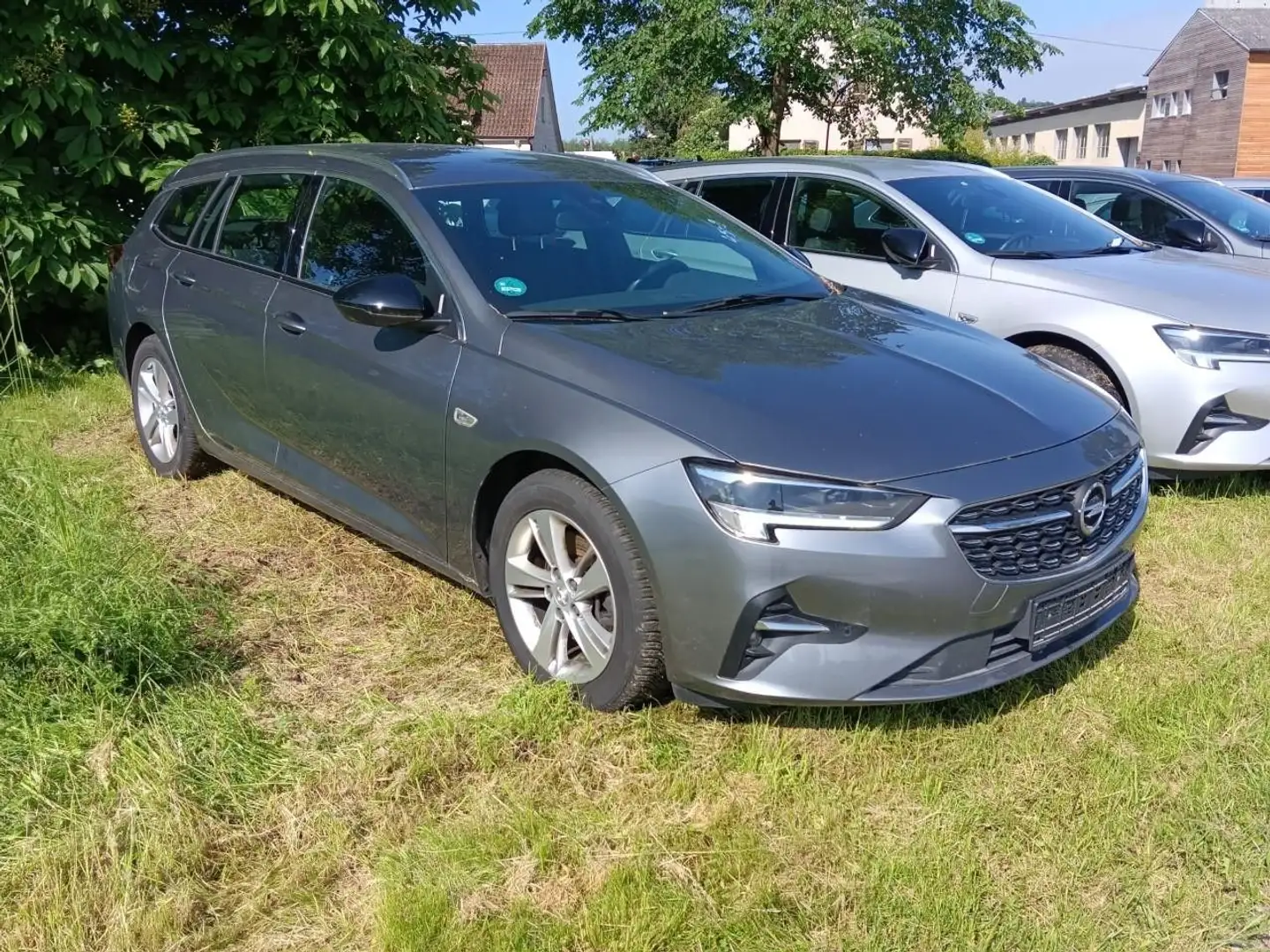 Opel Insignia Elegance NAV+ACC+PDC/V/H+CARPLAY+LK.HZ Grau - 1