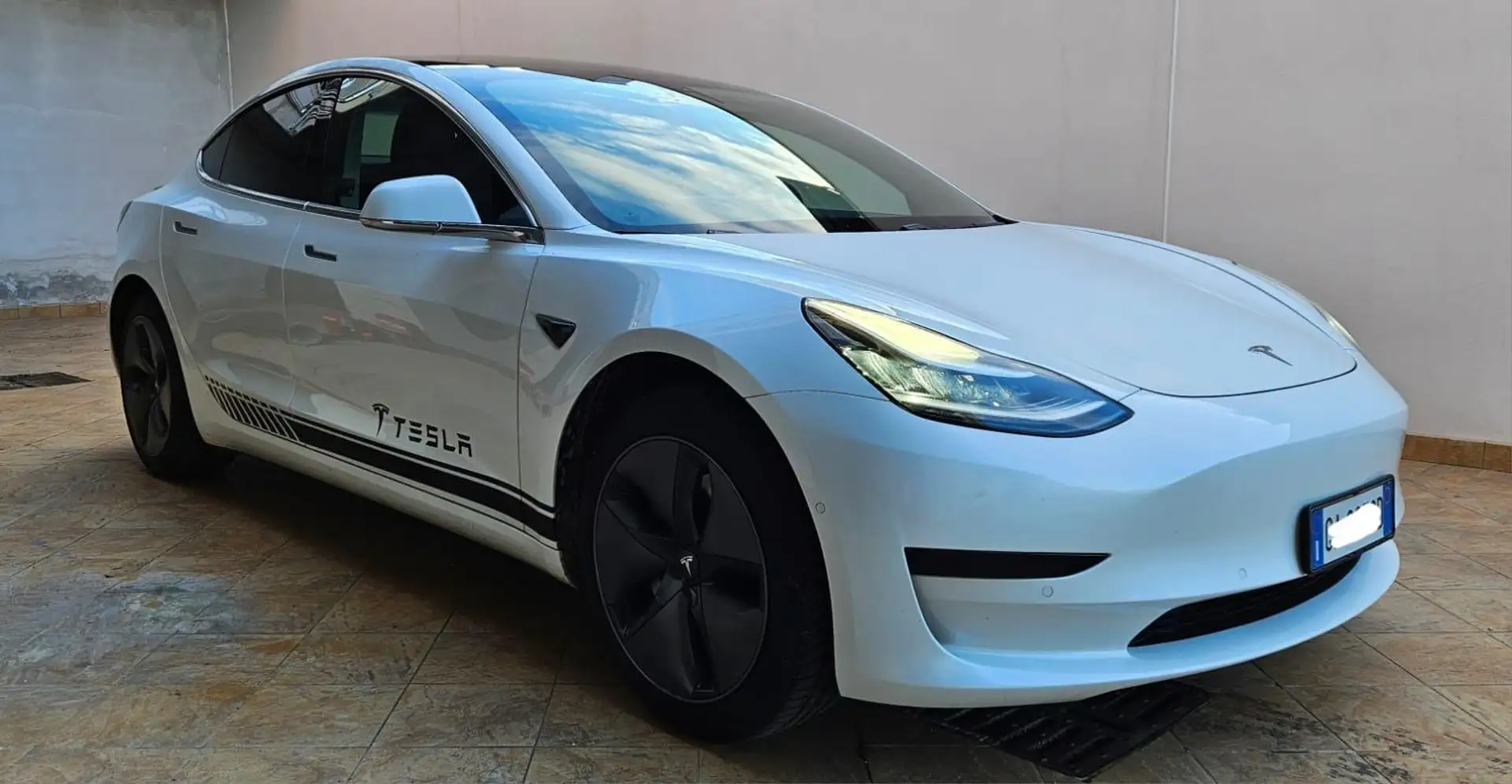 Tesla Model 3 Model 3 Standard rwd Plus *PROMO* Bílá - 1