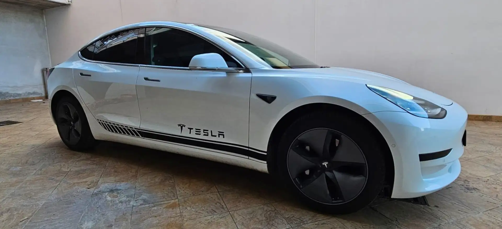 Tesla Model 3 Model 3 Standard rwd Plus *PROMO* Bílá - 2