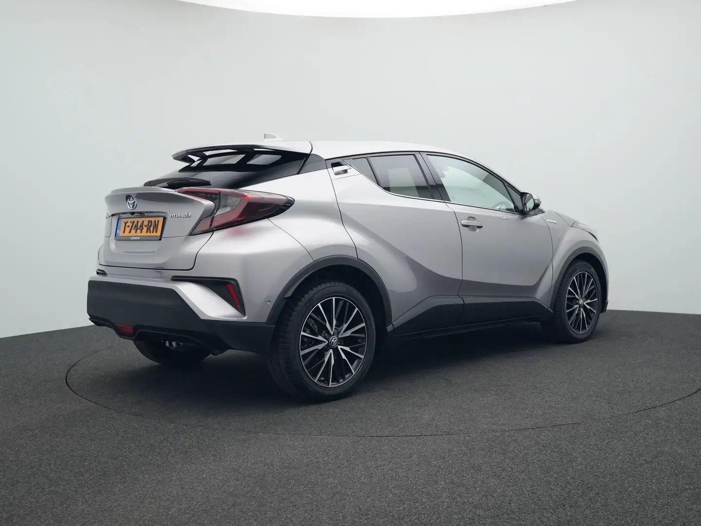 Toyota C-HR 1.8 Hybrid Executive Limited Noordwijk Ingmar 04-0 Grijs - 2