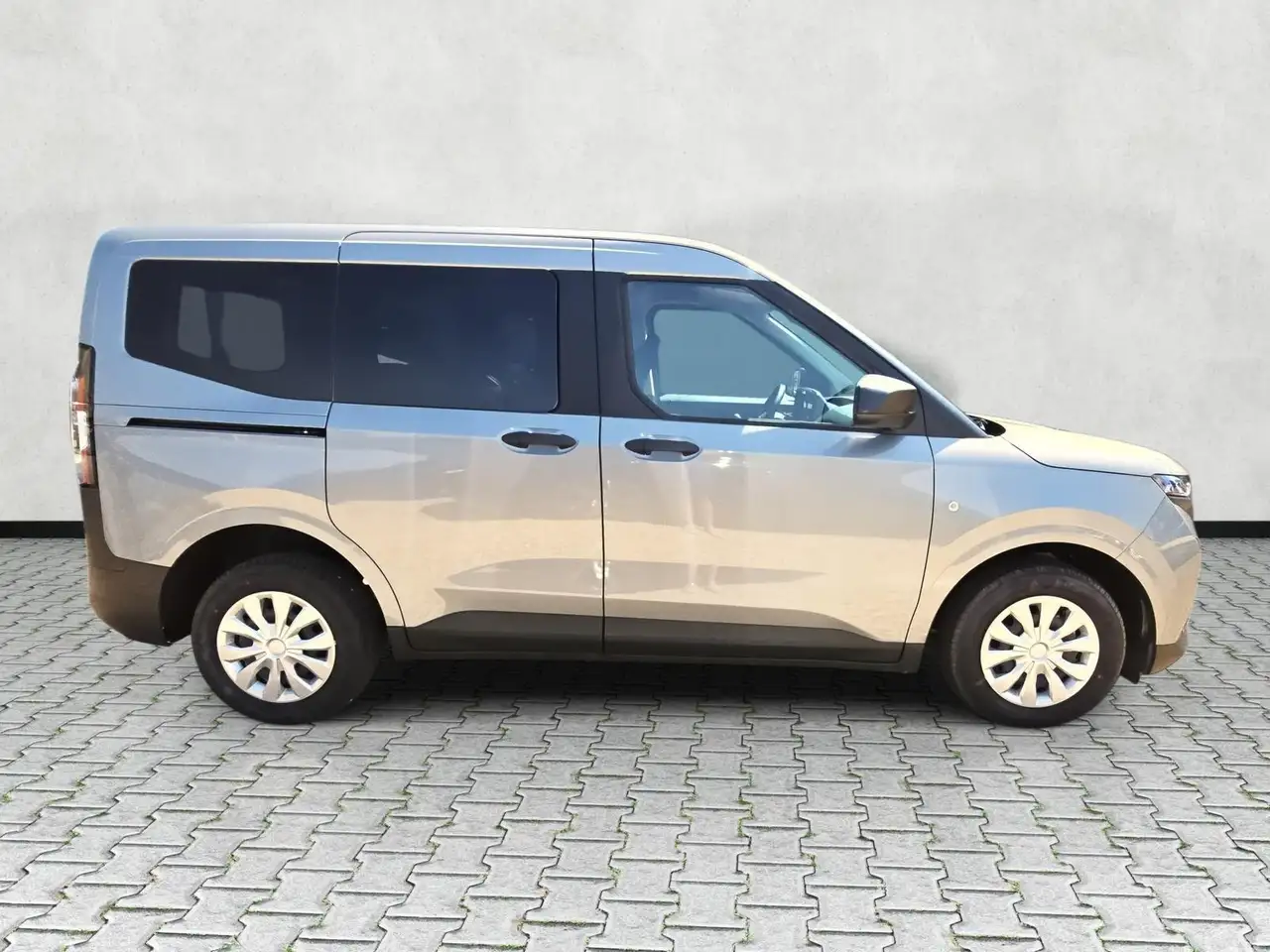 Ford Tourneo Courier 2026 — фото 8