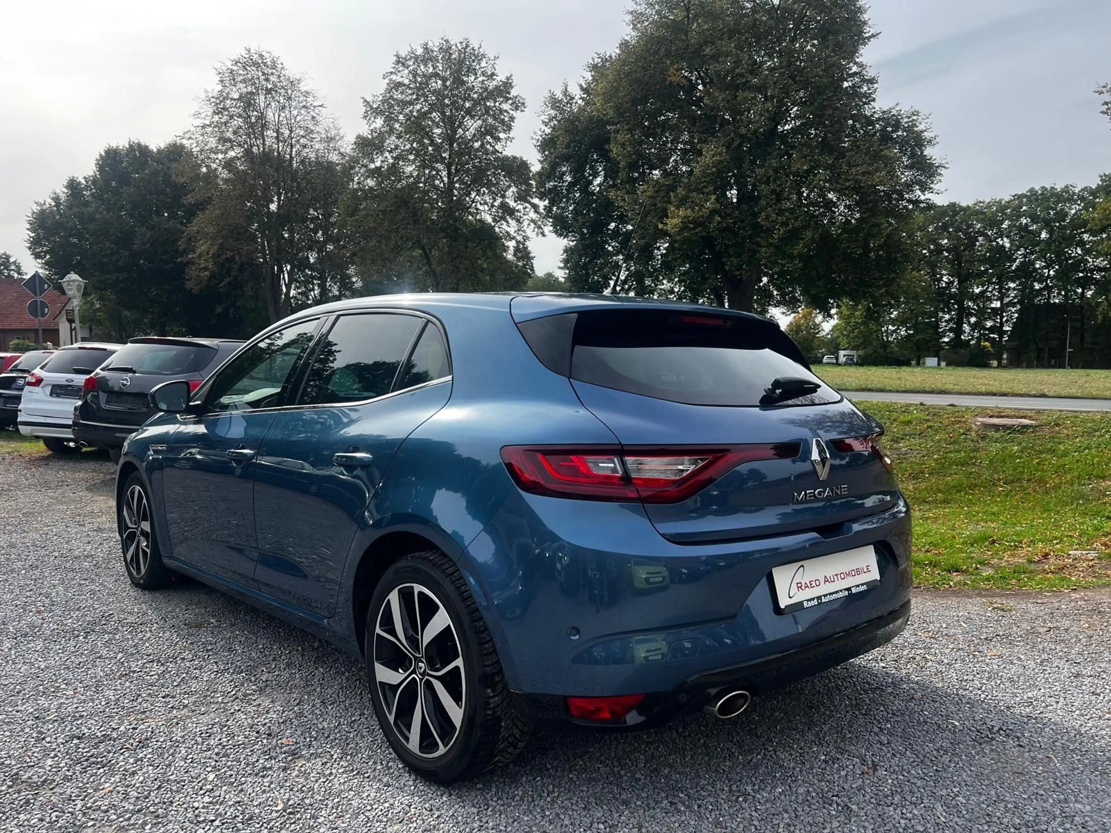 Renault Megane IV Lim.BOSE-Edition*Automatik*56Tkm*1Hd* — photo 3