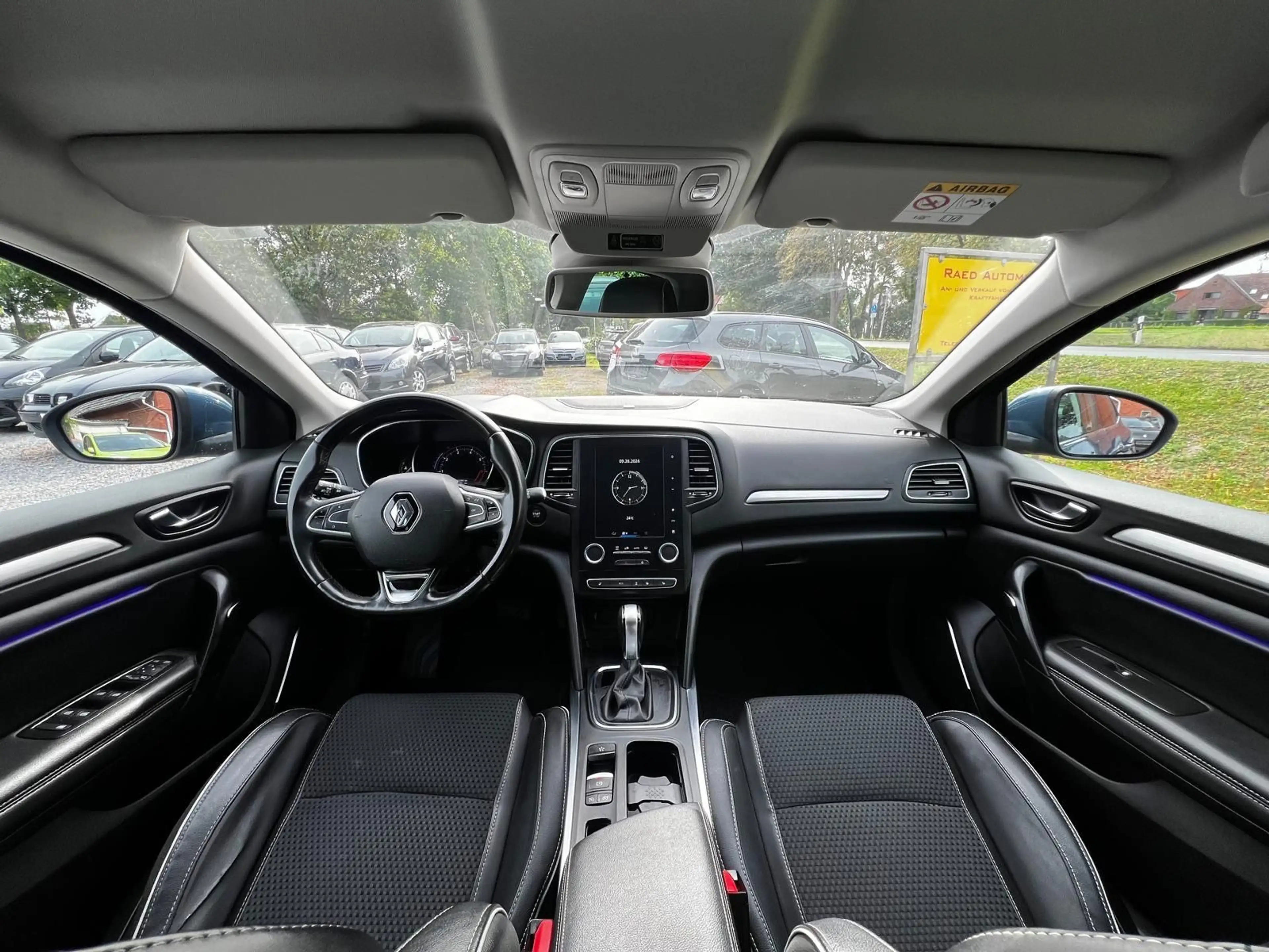 Renault Megane IV Lim.BOSE-Edition*Automatik*56Tkm*1Hd* — photo 14