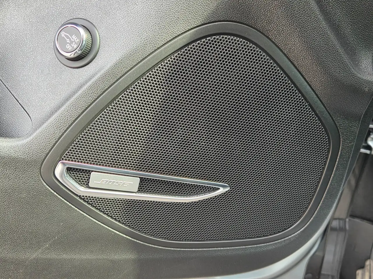 Buick Envision photo Buick Envision