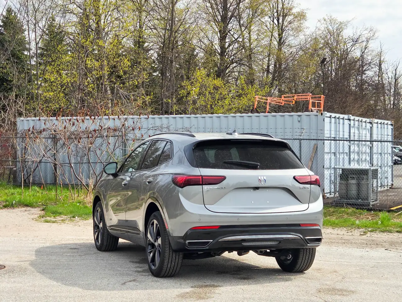 Buick Envision photo Buick Envision