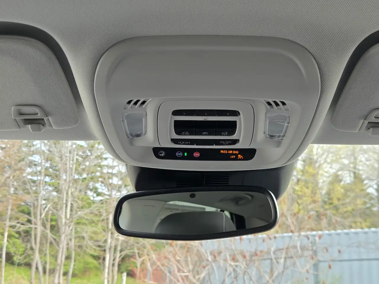 Buick Envision photo Buick Envision